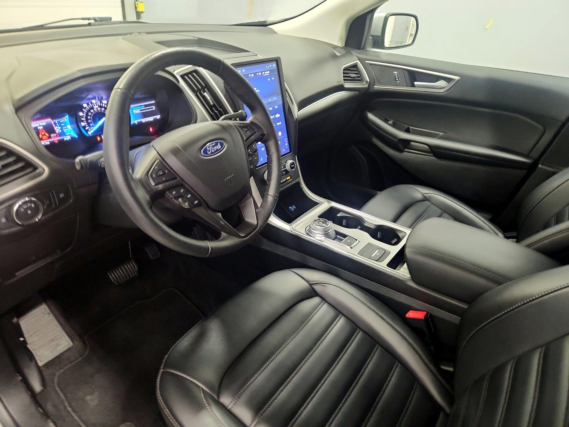 Thumbnail: 2022 Ford Edge - 11