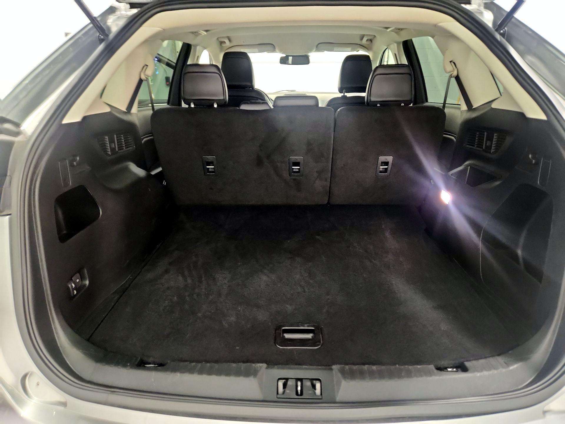 Thumbnail: 2022 Ford Edge - 20