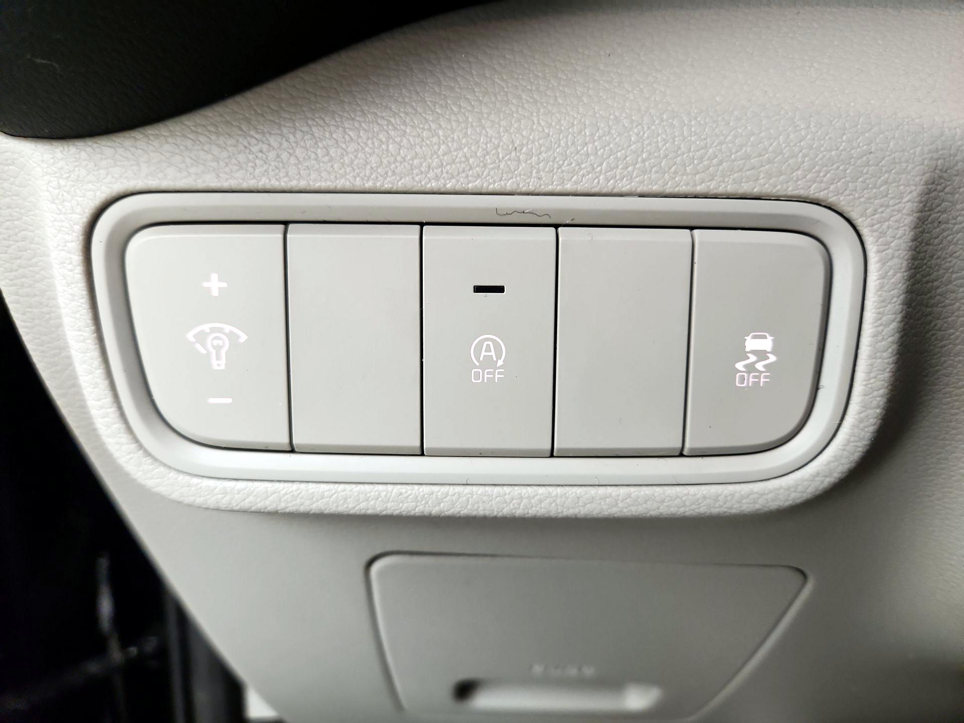 Thumbnail: 2022 Kia Soul - 11