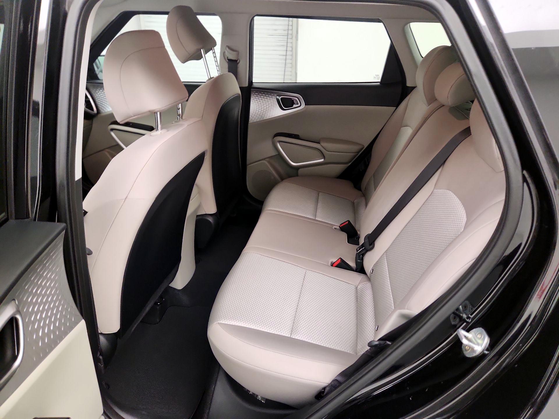 Thumbnail: 2022 Kia Soul - 18