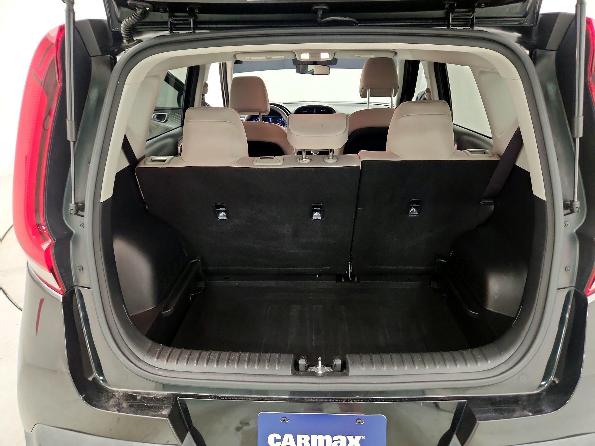 Thumbnail: 2022 Kia Soul - 19