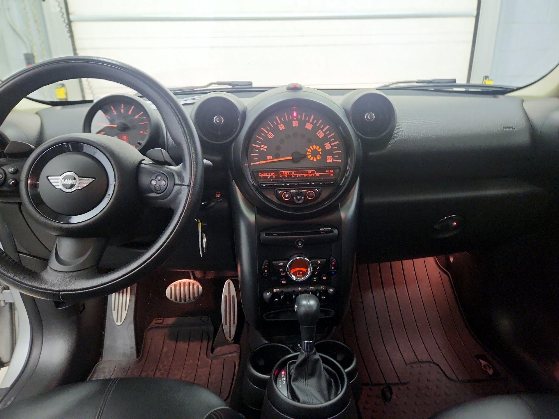 Thumbnail: 2015 MINI Cooper Countryman - 9