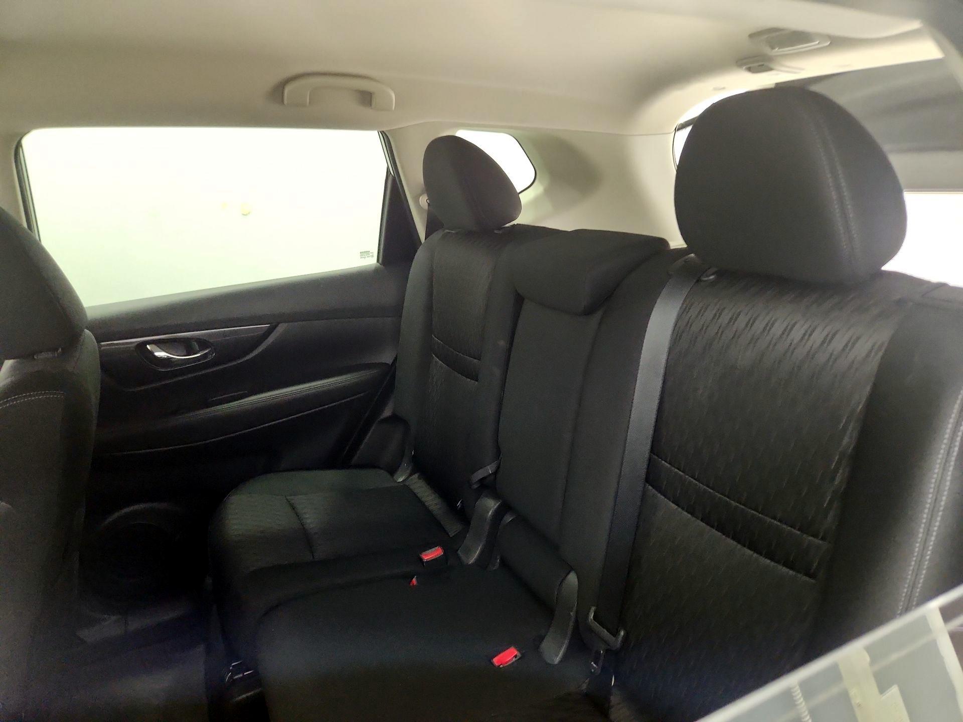 Thumbnail: 2018 Nissan Rogue - 19