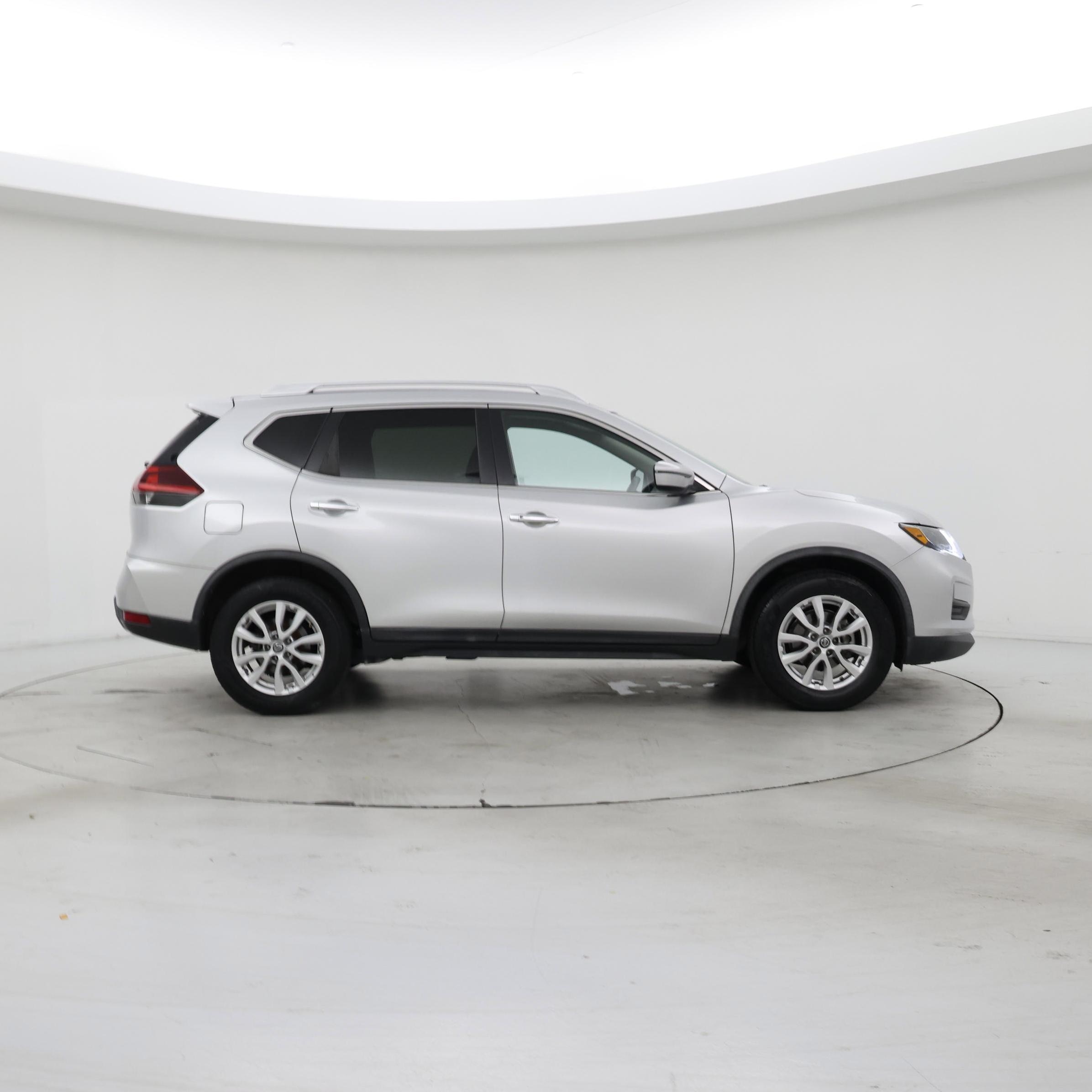 Thumbnail: 2018 Nissan Rogue - 7