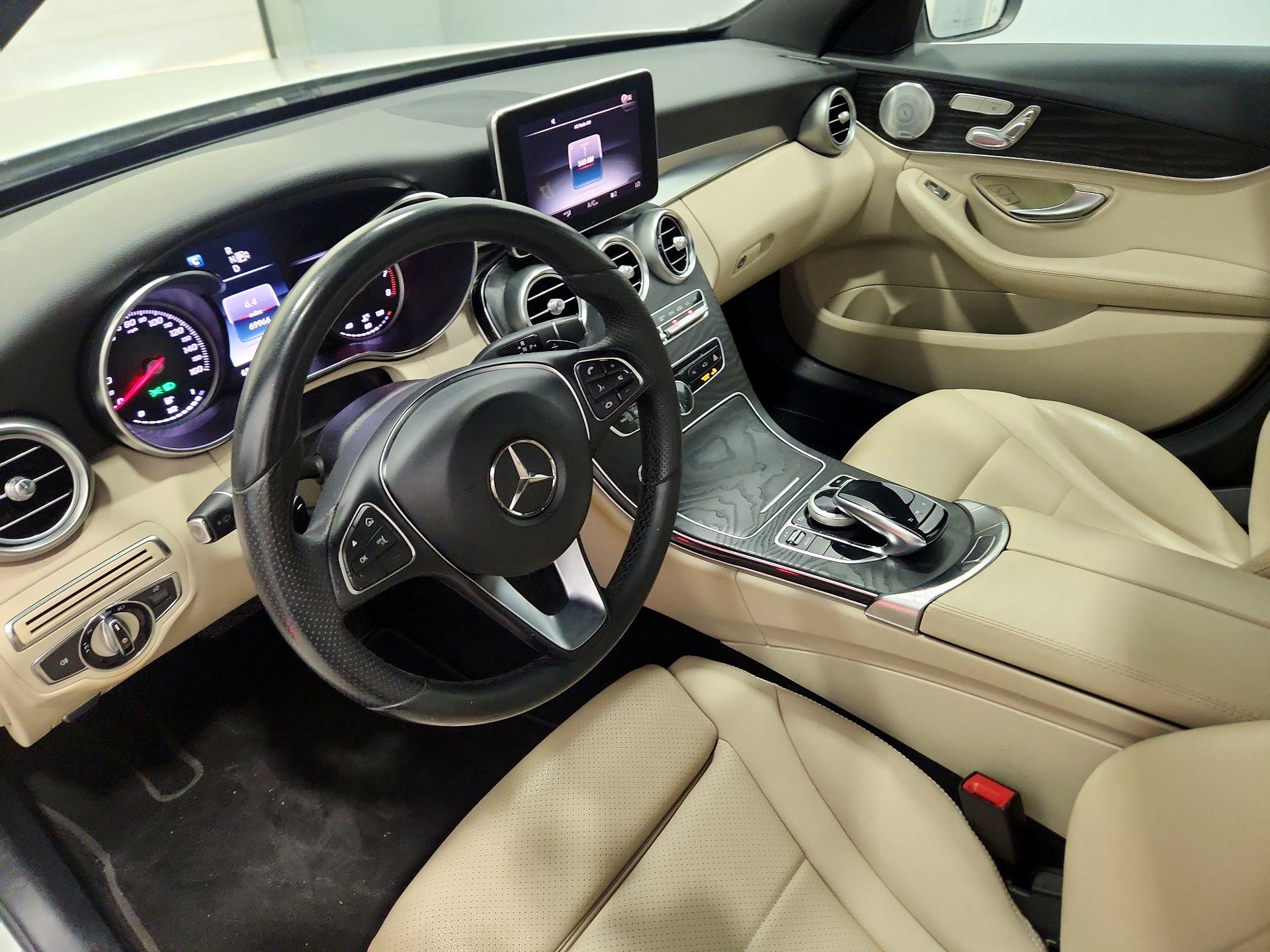 Thumbnail: 2015 Mercedes-Benz C-Class - 11