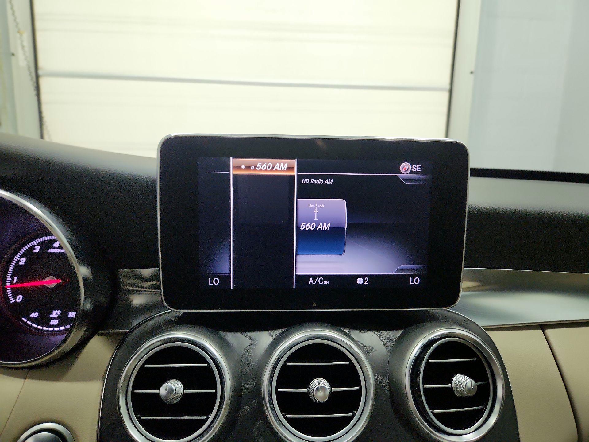 Thumbnail: 2015 Mercedes-Benz C-Class - 14