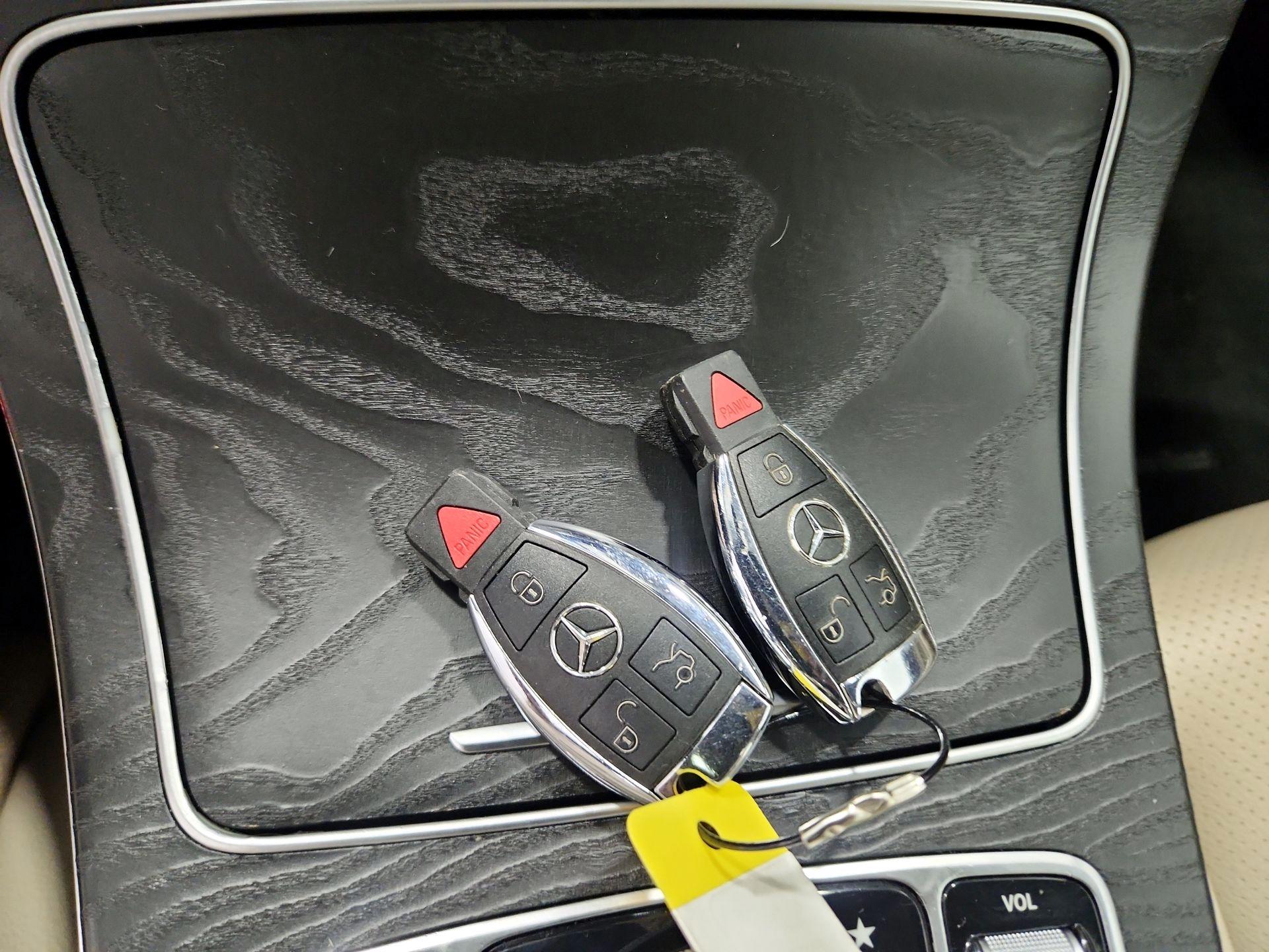 Thumbnail: 2015 Mercedes-Benz C-Class - 20