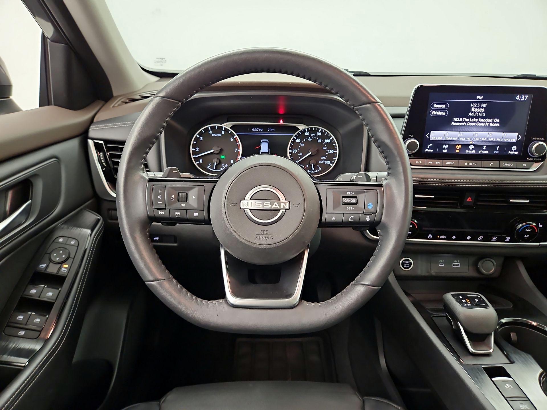 Thumbnail: 2022 Nissan Rogue - 10