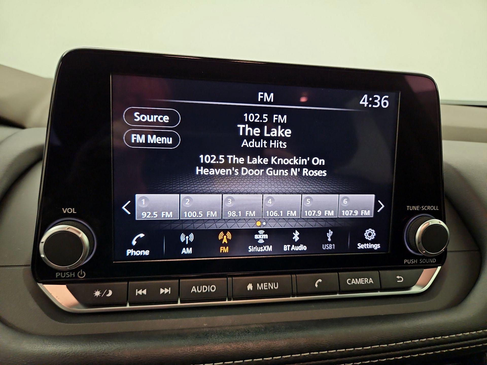 Thumbnail: 2022 Nissan Rogue - 15