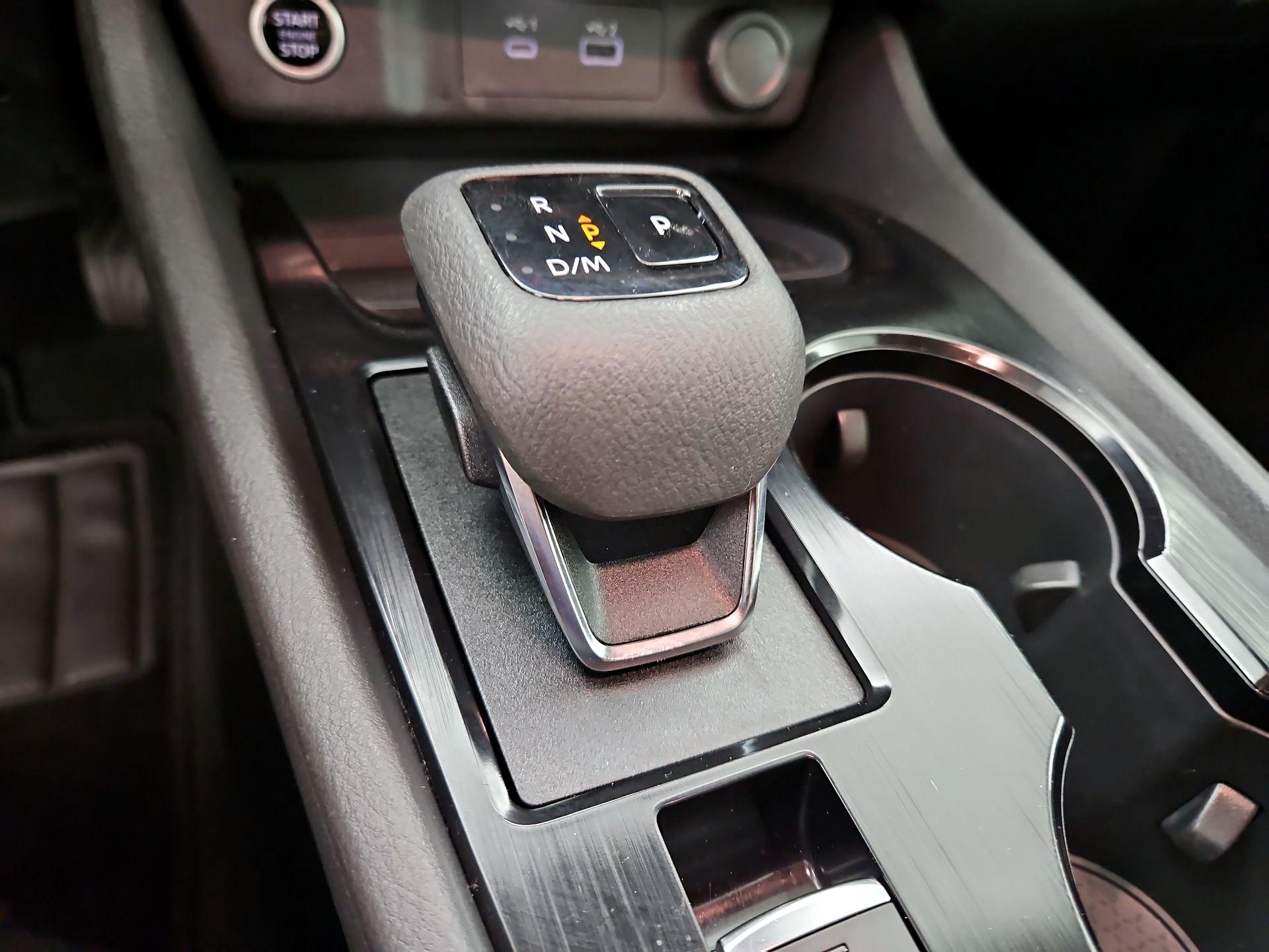 Thumbnail: 2022 Nissan Rogue - 17