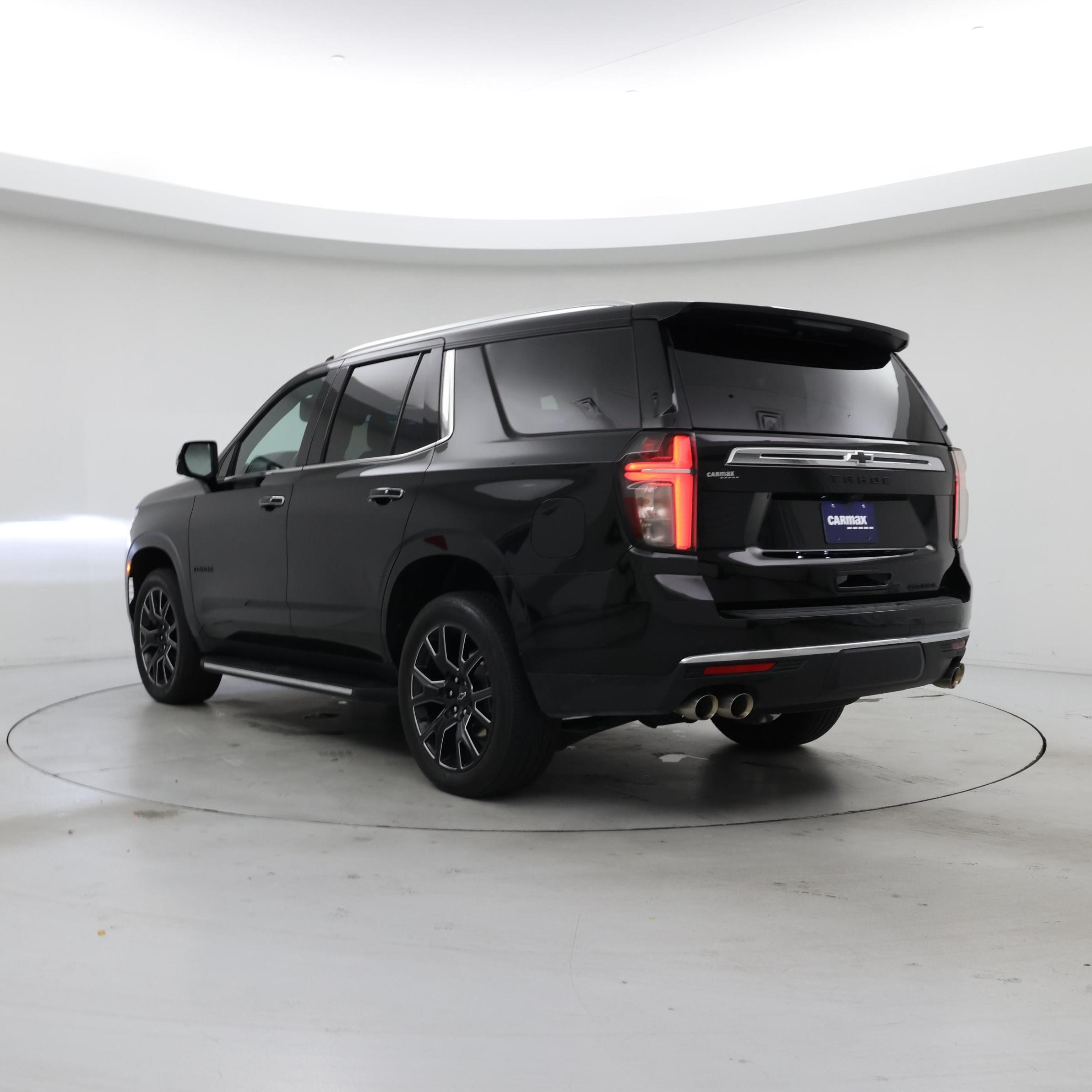 Thumbnail: 2024 Chevrolet Tahoe - 2