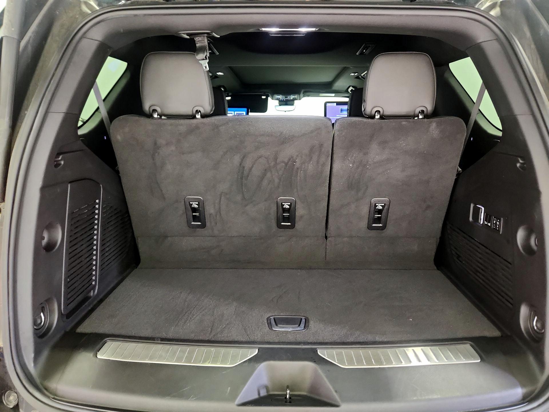 Thumbnail: 2024 Chevrolet Tahoe - 20