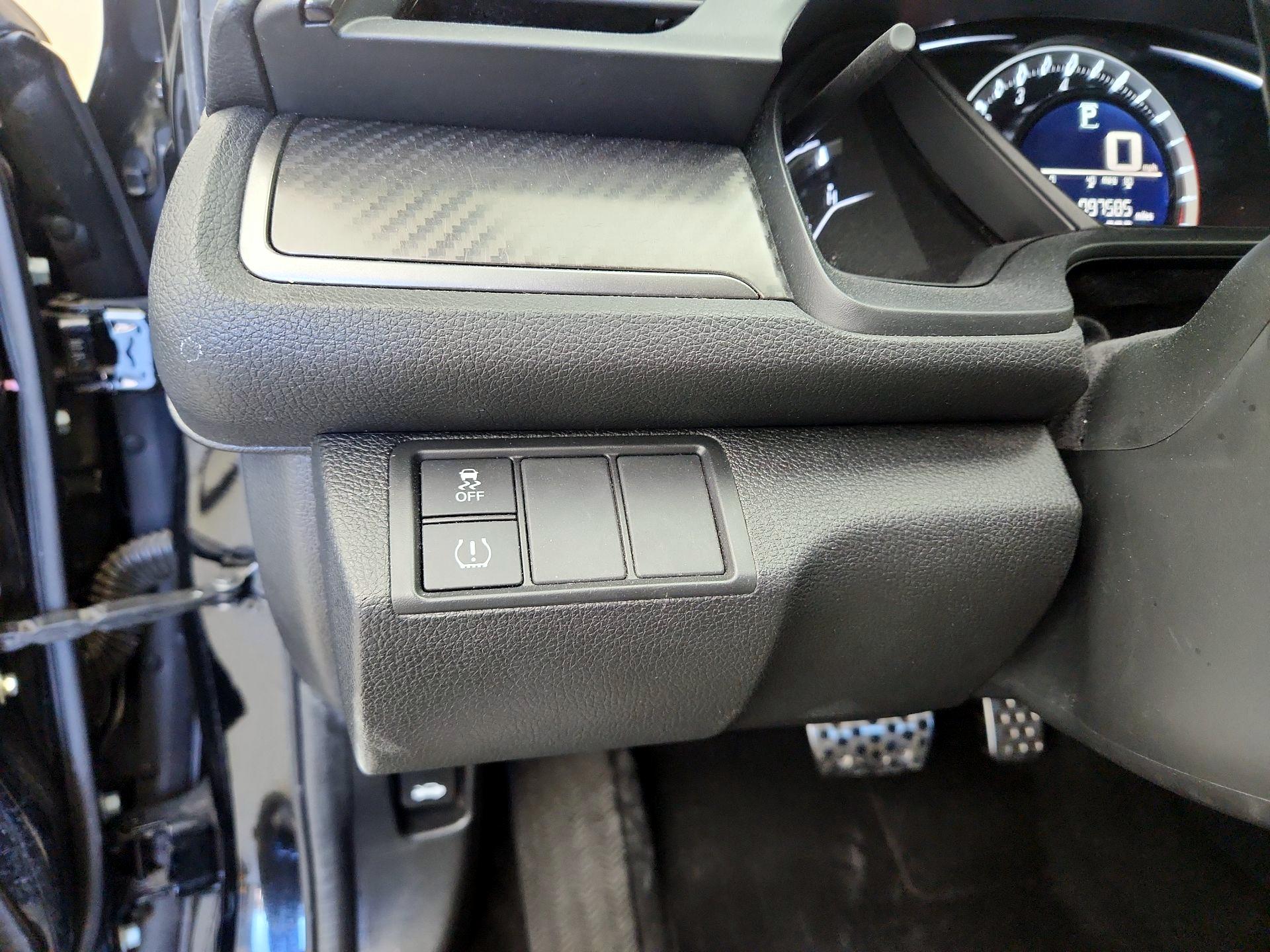 Thumbnail: 2017 Honda Civic - 13