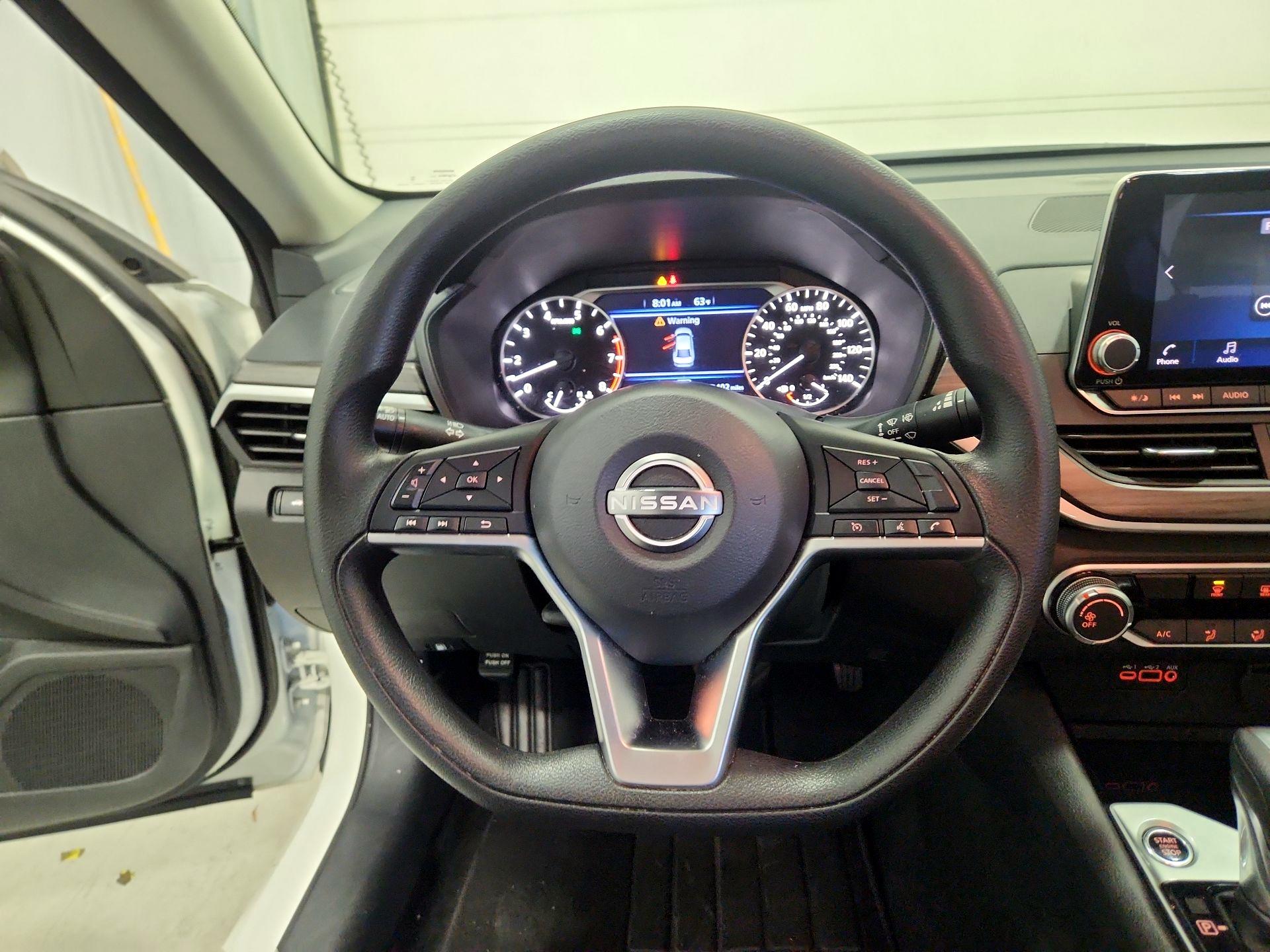 Thumbnail: 2024 Nissan Altima - 10