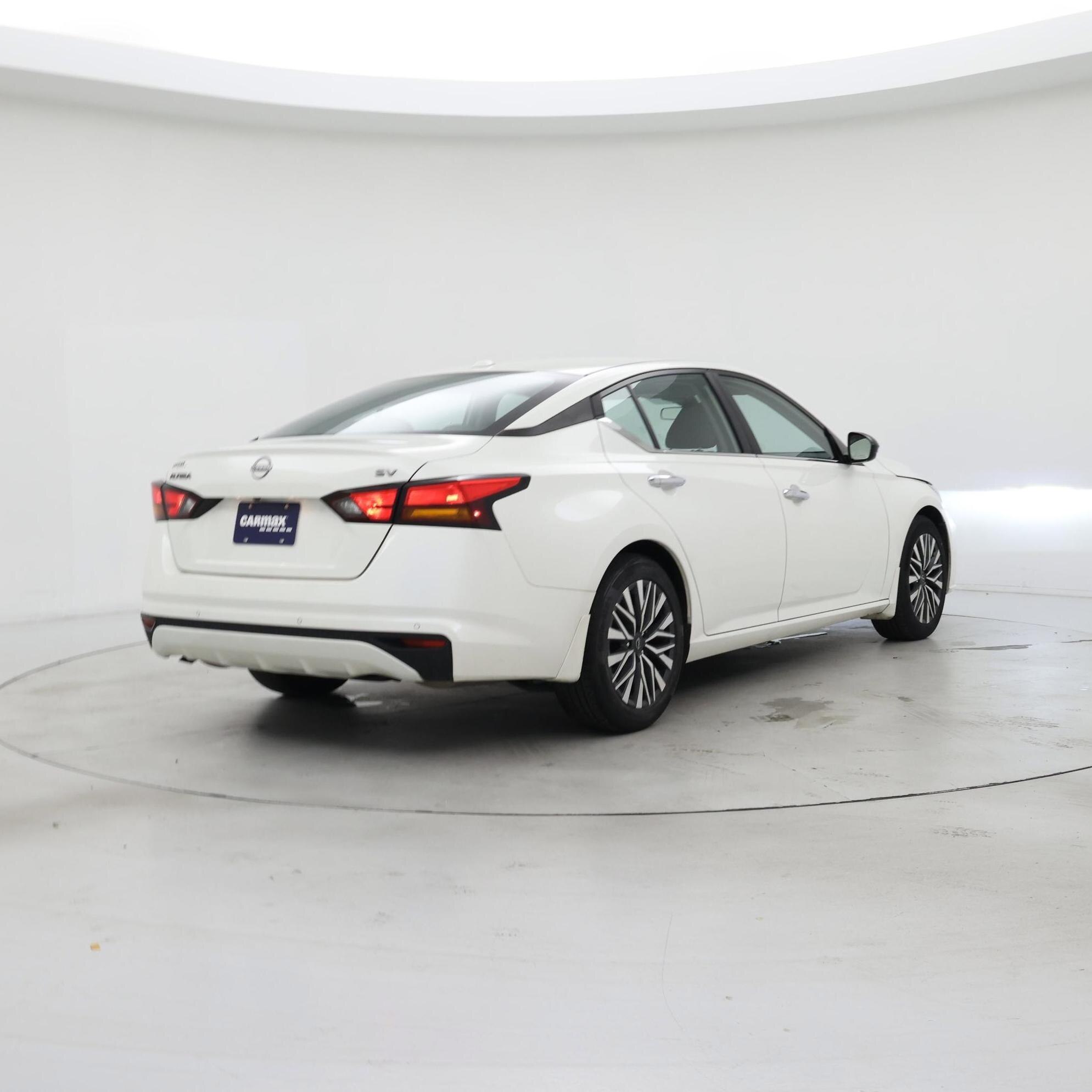 Thumbnail: 2024 Nissan Altima - 8