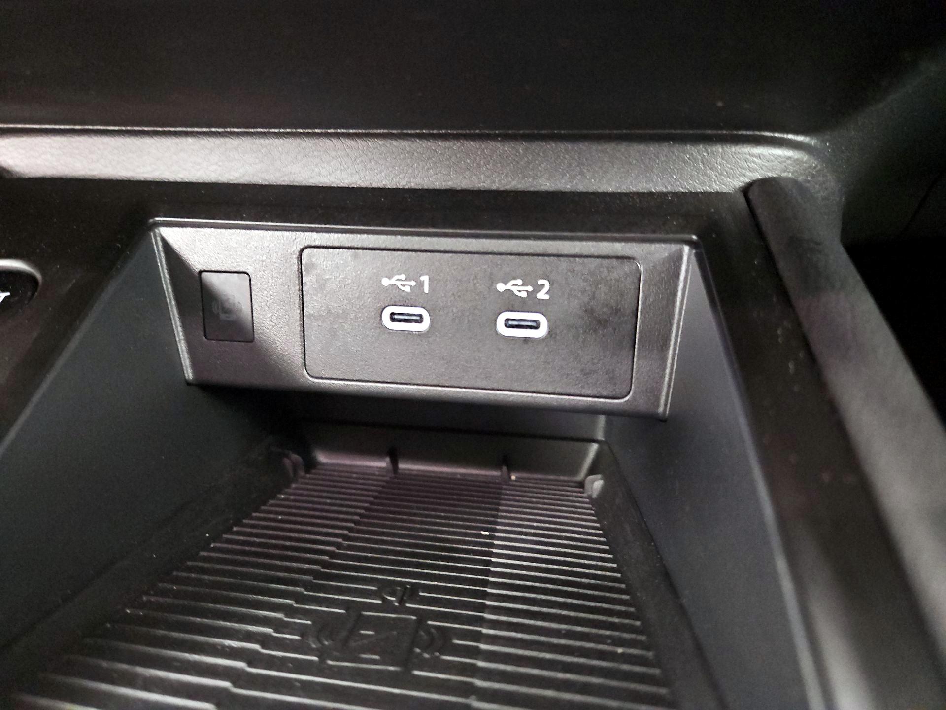 Thumbnail: 2025 Nissan Kicks - 18