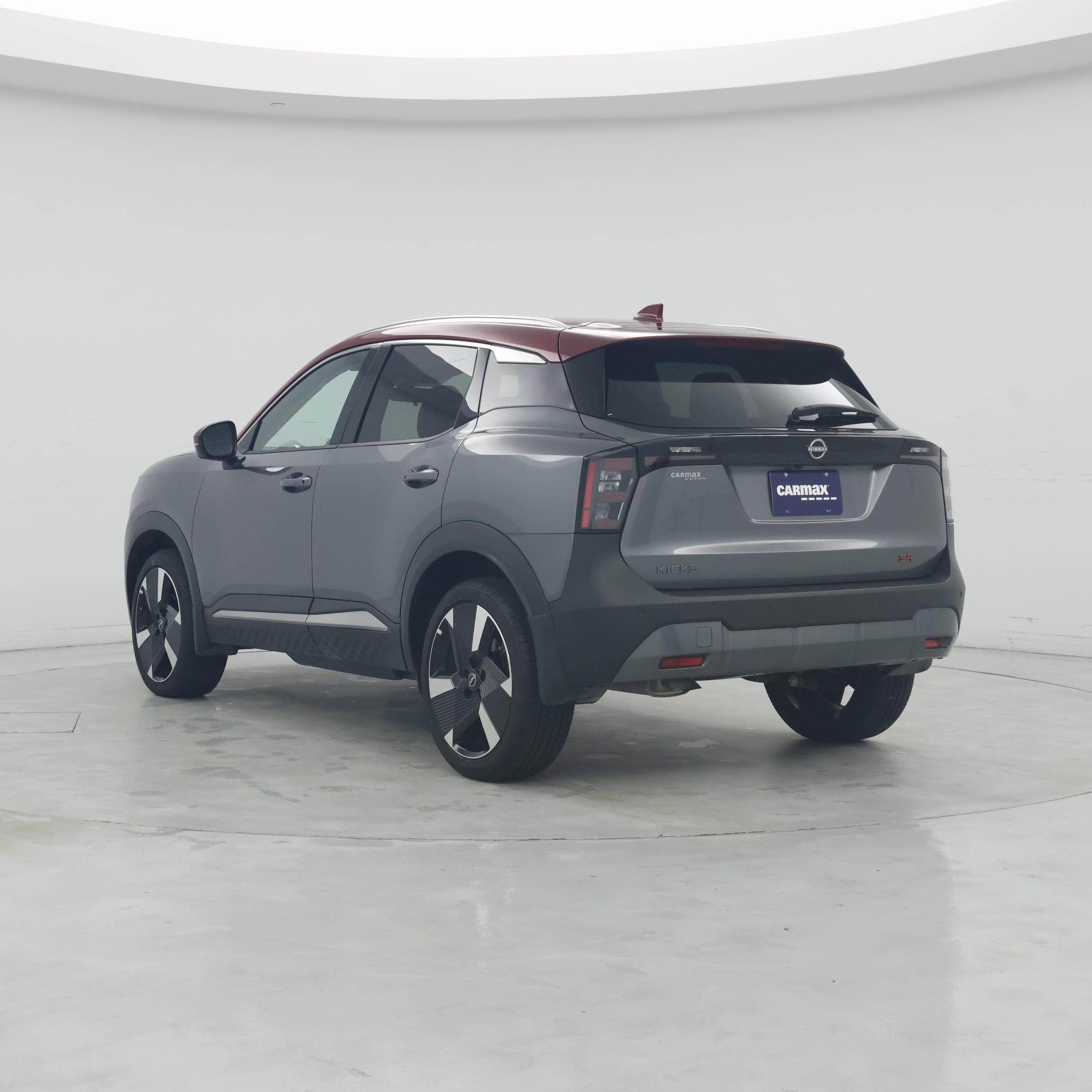 Thumbnail: 2025 Nissan Kicks - 2