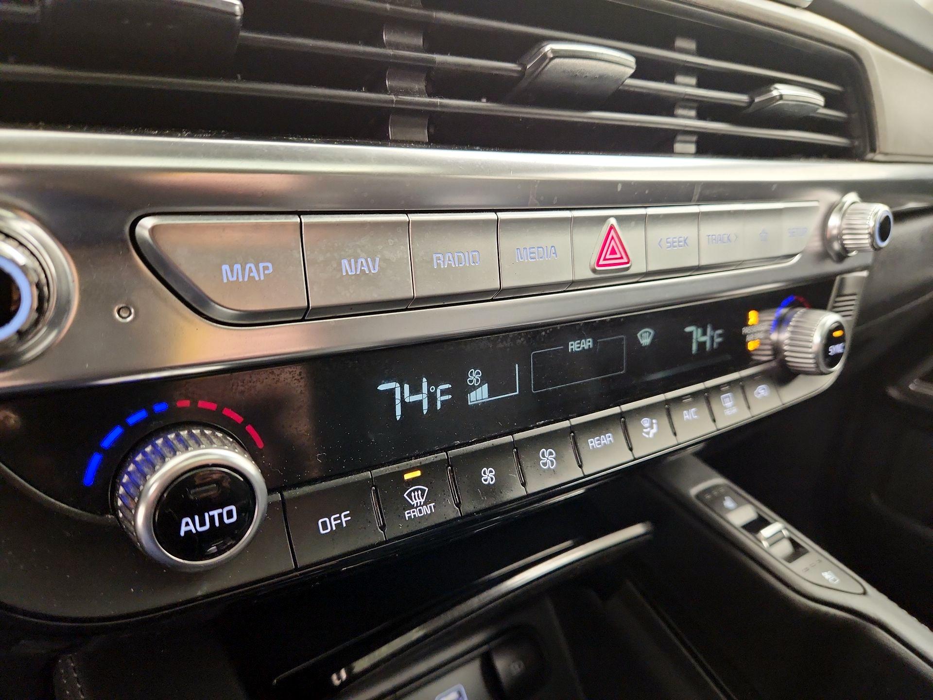 Thumbnail: 2020 Kia Telluride - 17