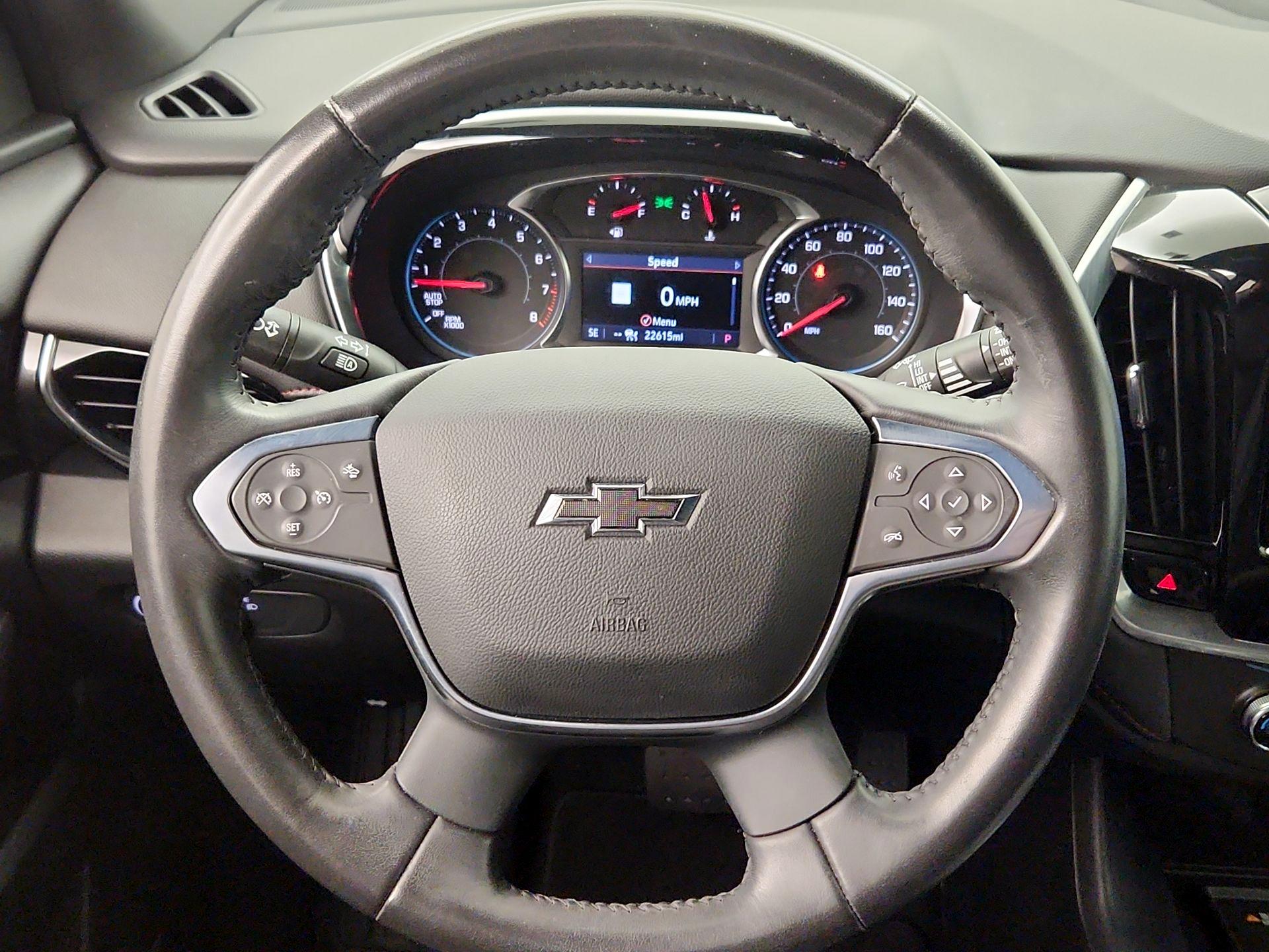 Thumbnail: 2022 Chevrolet Traverse - 10