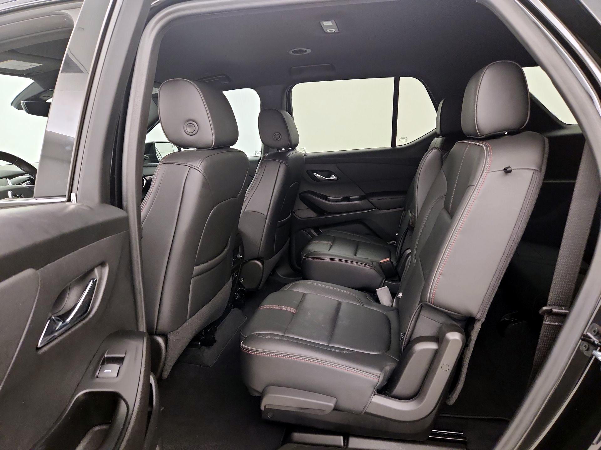 Thumbnail: 2022 Chevrolet Traverse - 19