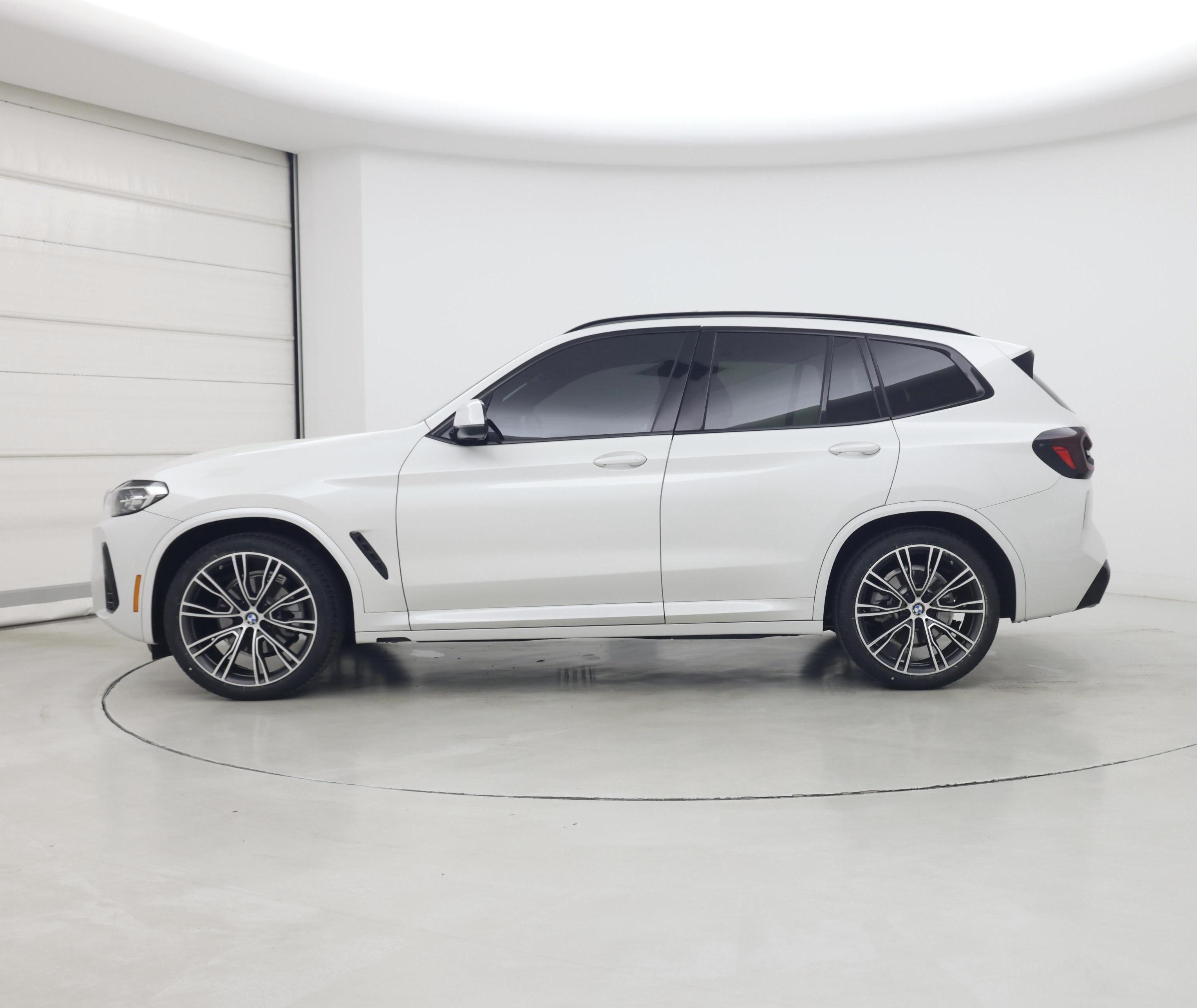 Thumbnail: 2022 BMW X3 - 3