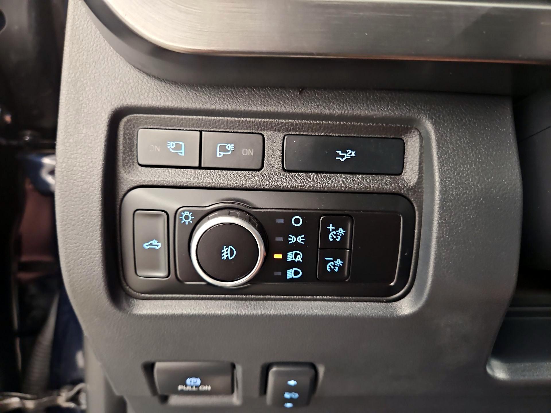 Thumbnail: 2023 Ford F-250 - 13