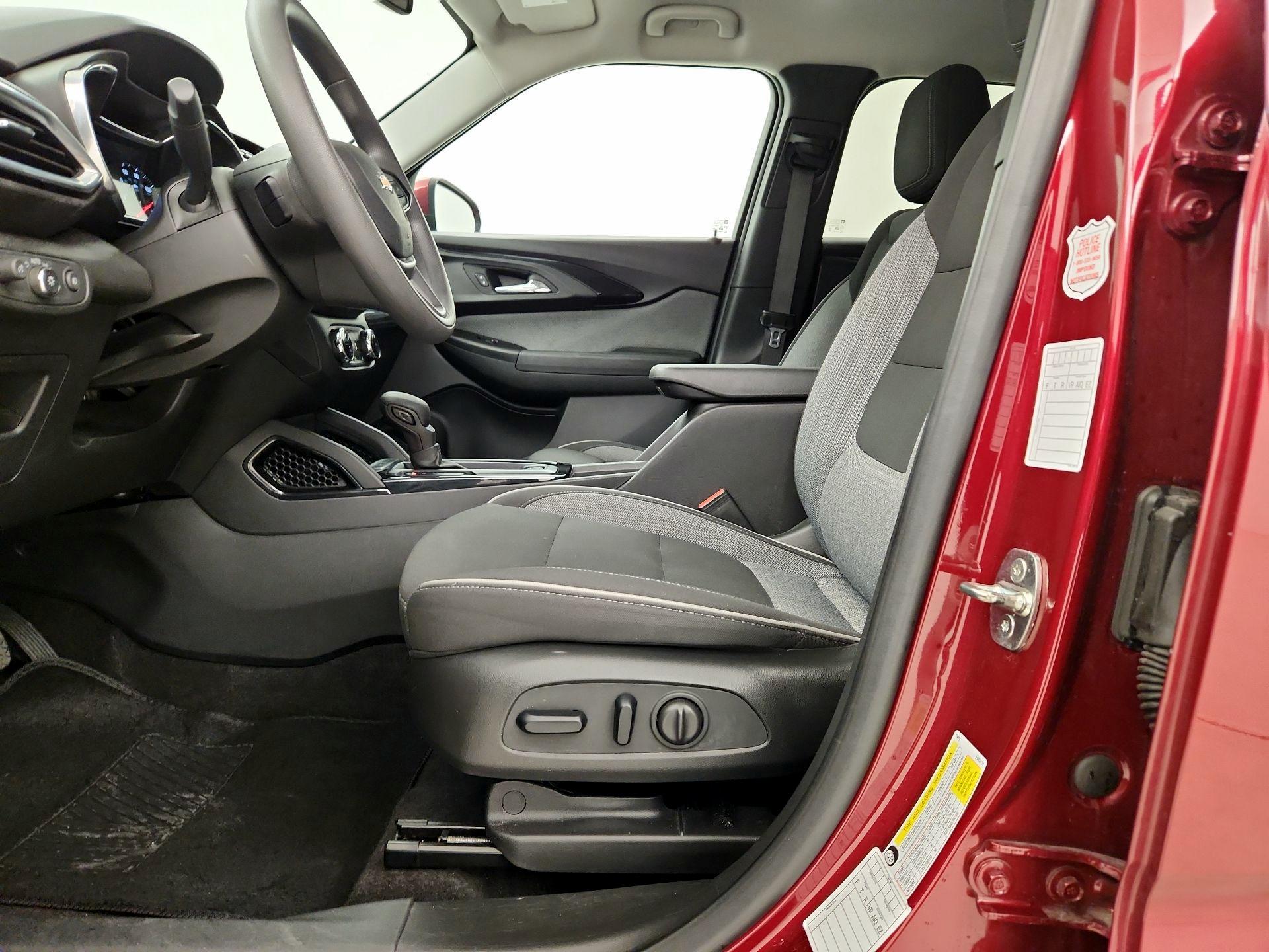 Thumbnail: 2023 Chevrolet TrailBlazer - 11