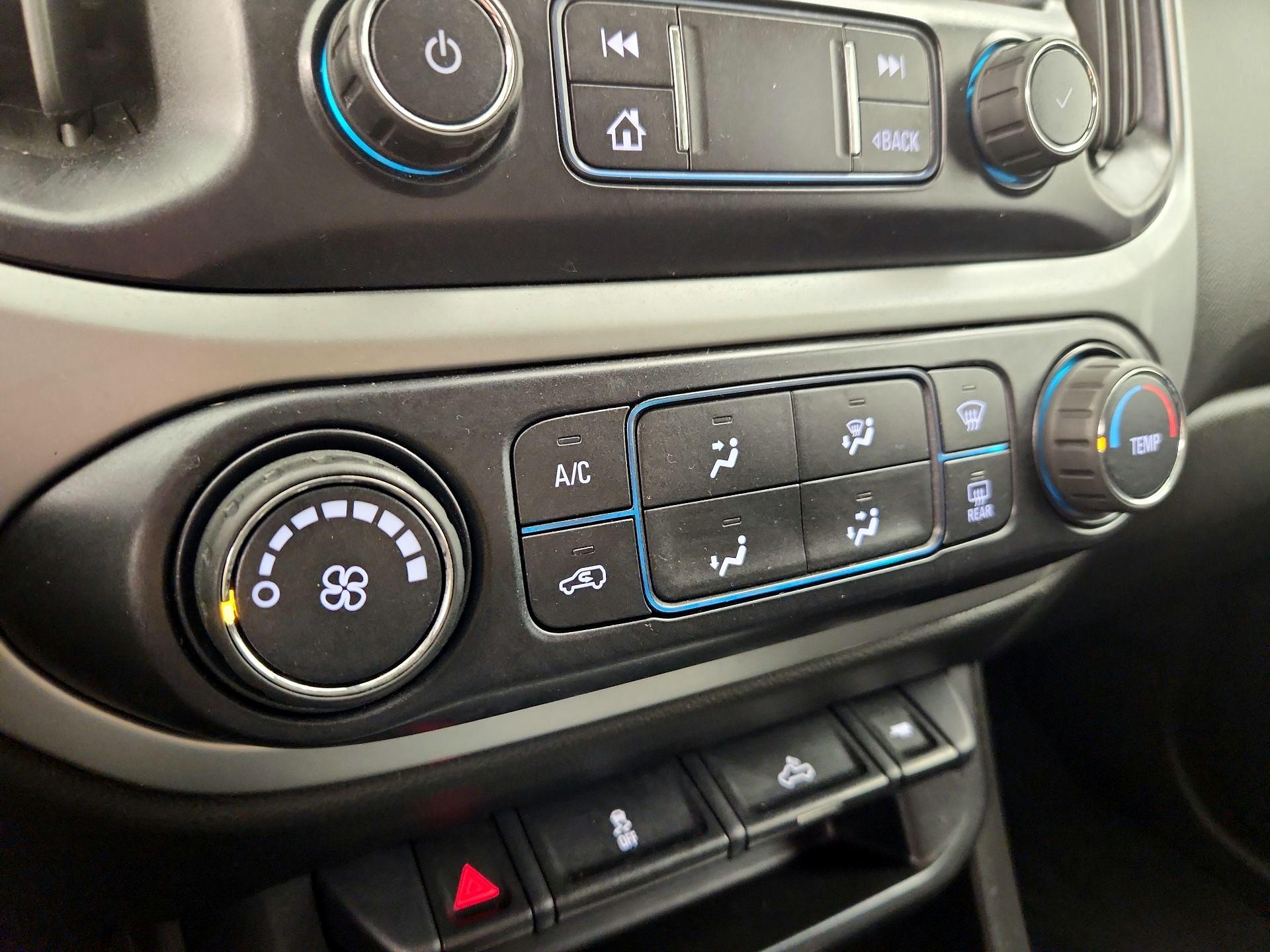 Thumbnail: 2021 Chevrolet Colorado - 16