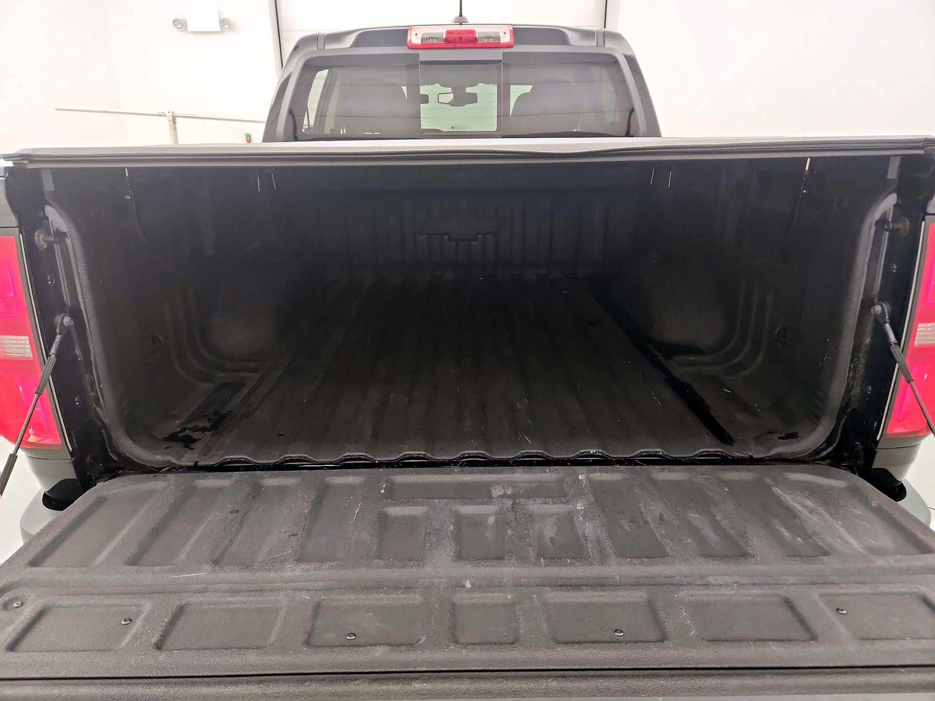 Thumbnail: 2021 Chevrolet Colorado - 20