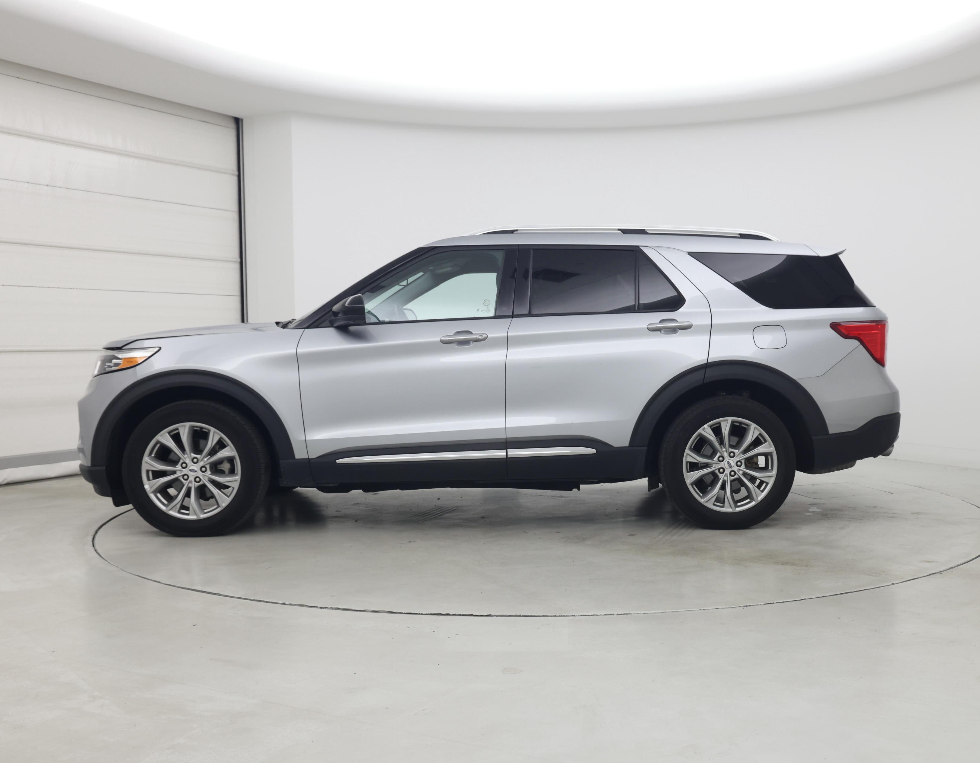 Thumbnail: 2023 Ford Explorer - 3