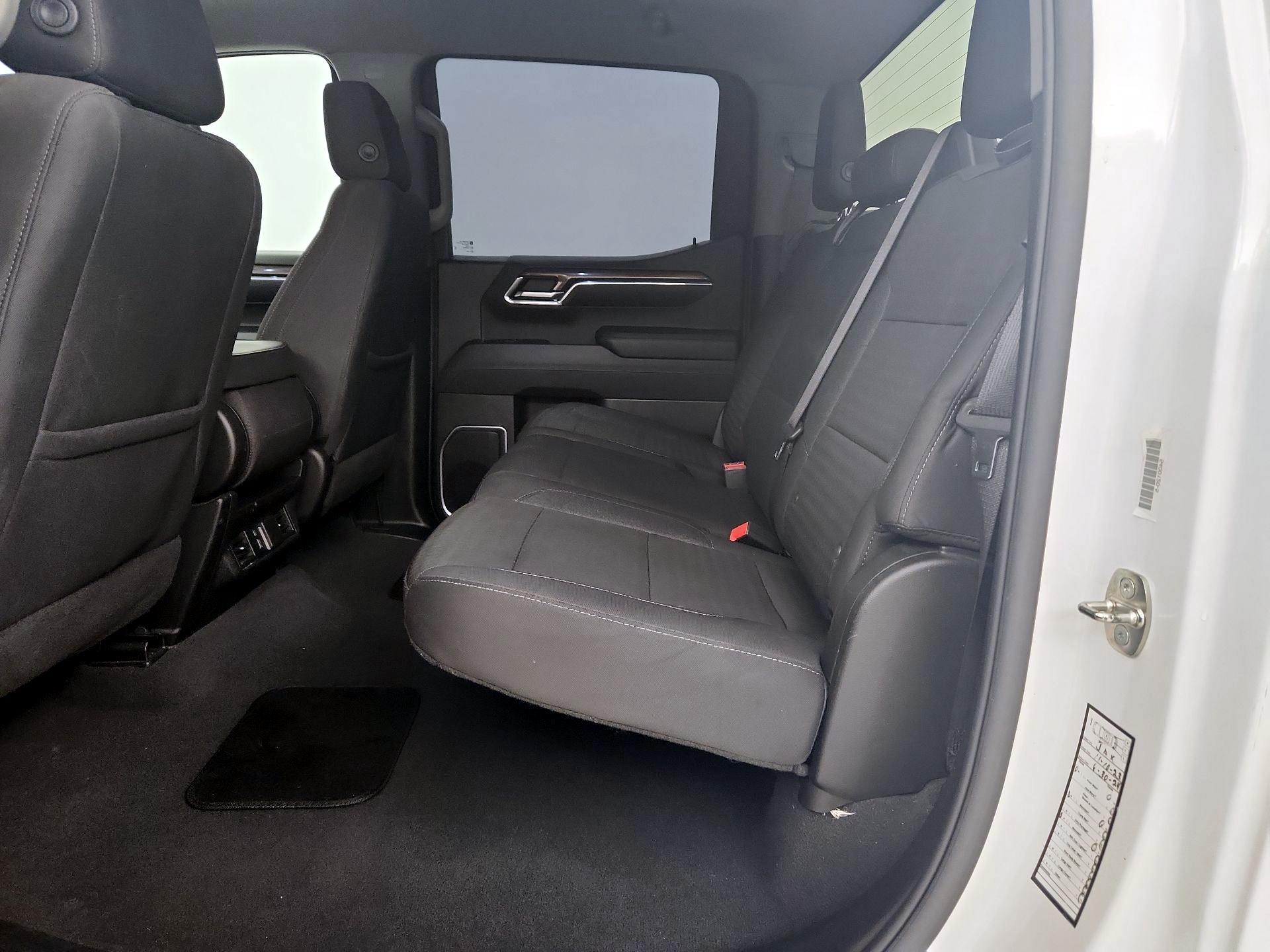 Thumbnail: 2024 Chevrolet Silverado 1500 - 19