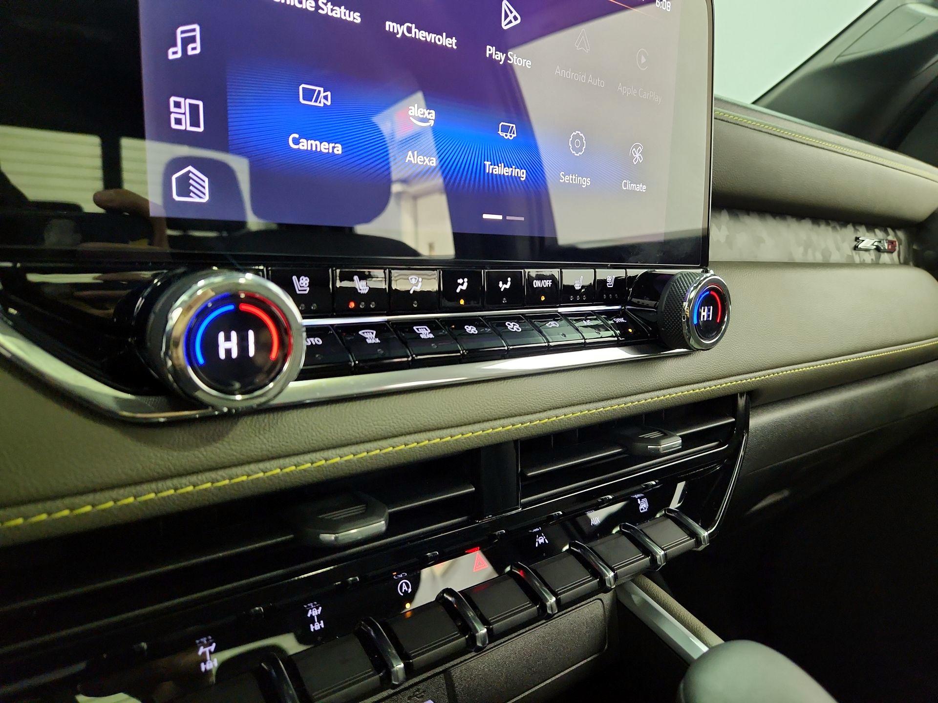 Thumbnail: 2025 Chevrolet Colorado - 17