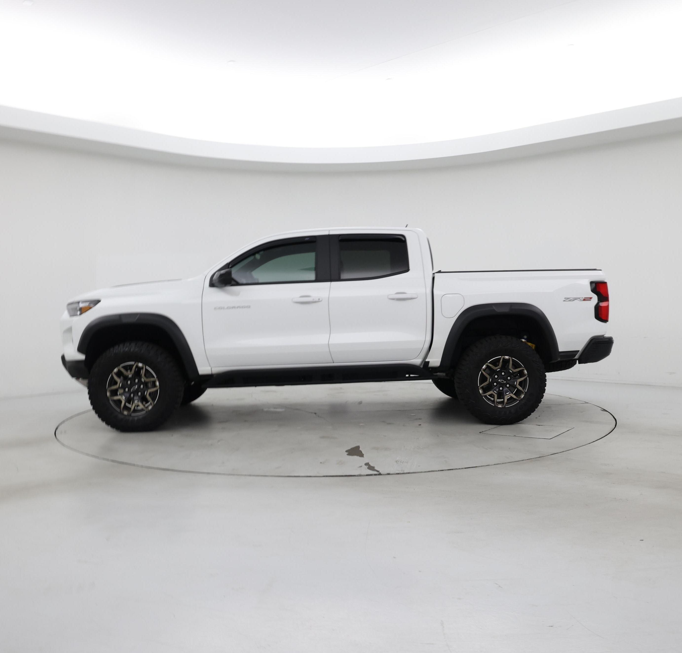 Thumbnail: 2025 Chevrolet Colorado - 3