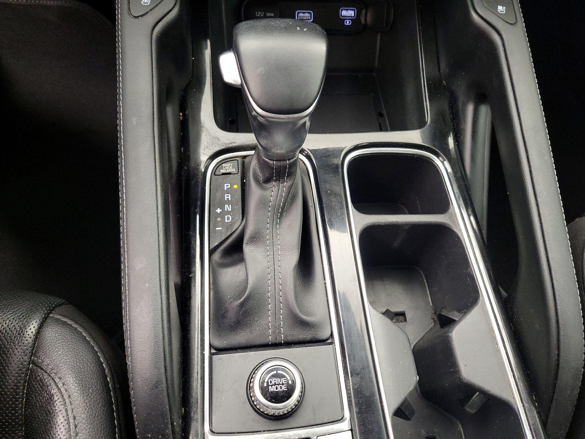 Thumbnail: 2021 Kia Telluride - 18