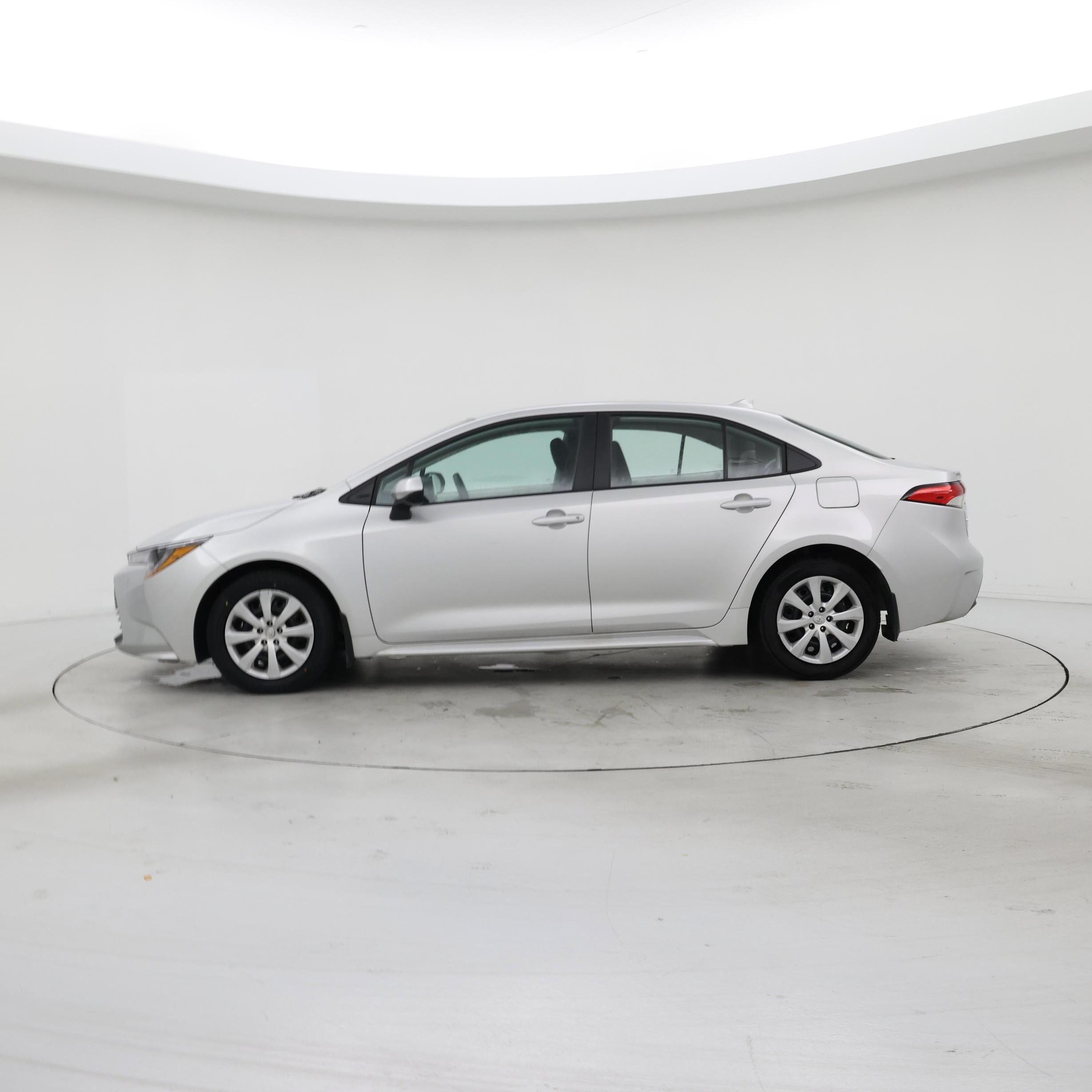 Thumbnail: 2025 Toyota Corolla - 3