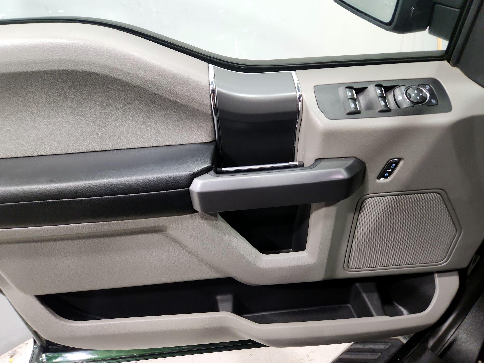 Thumbnail: 2015 Ford F-150 - 12