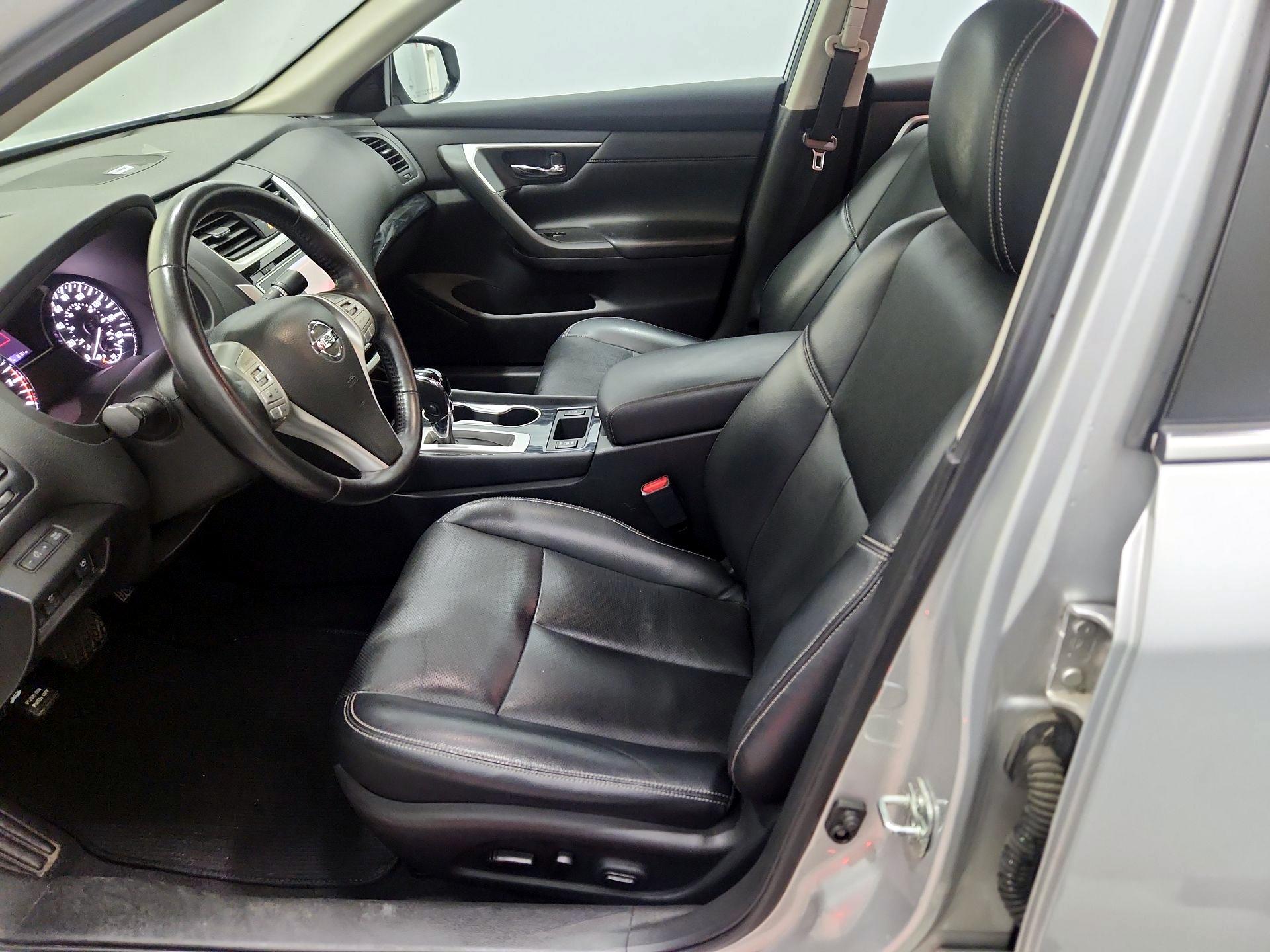 Thumbnail: 2018 Nissan Altima - 11