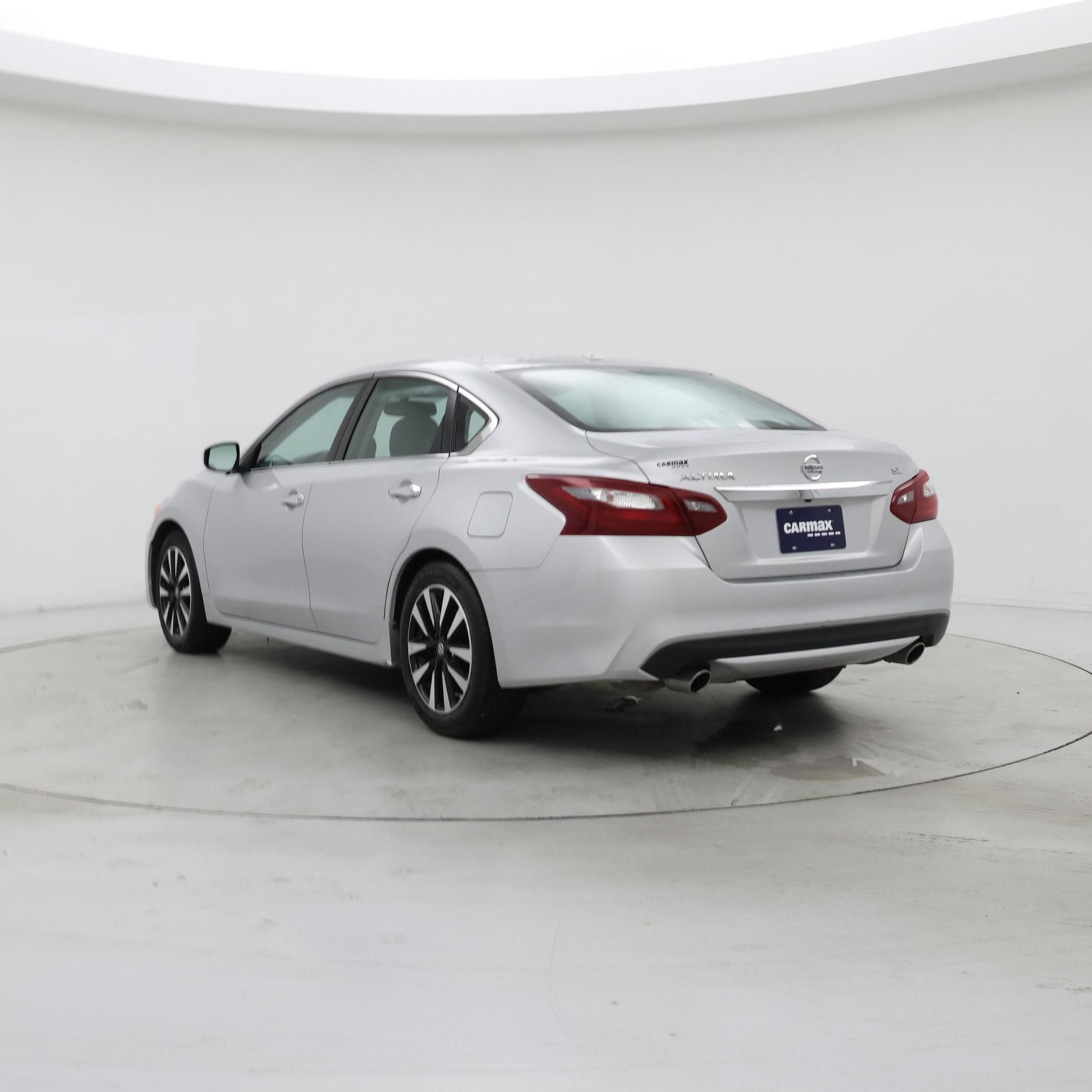 Thumbnail: 2018 Nissan Altima - 2