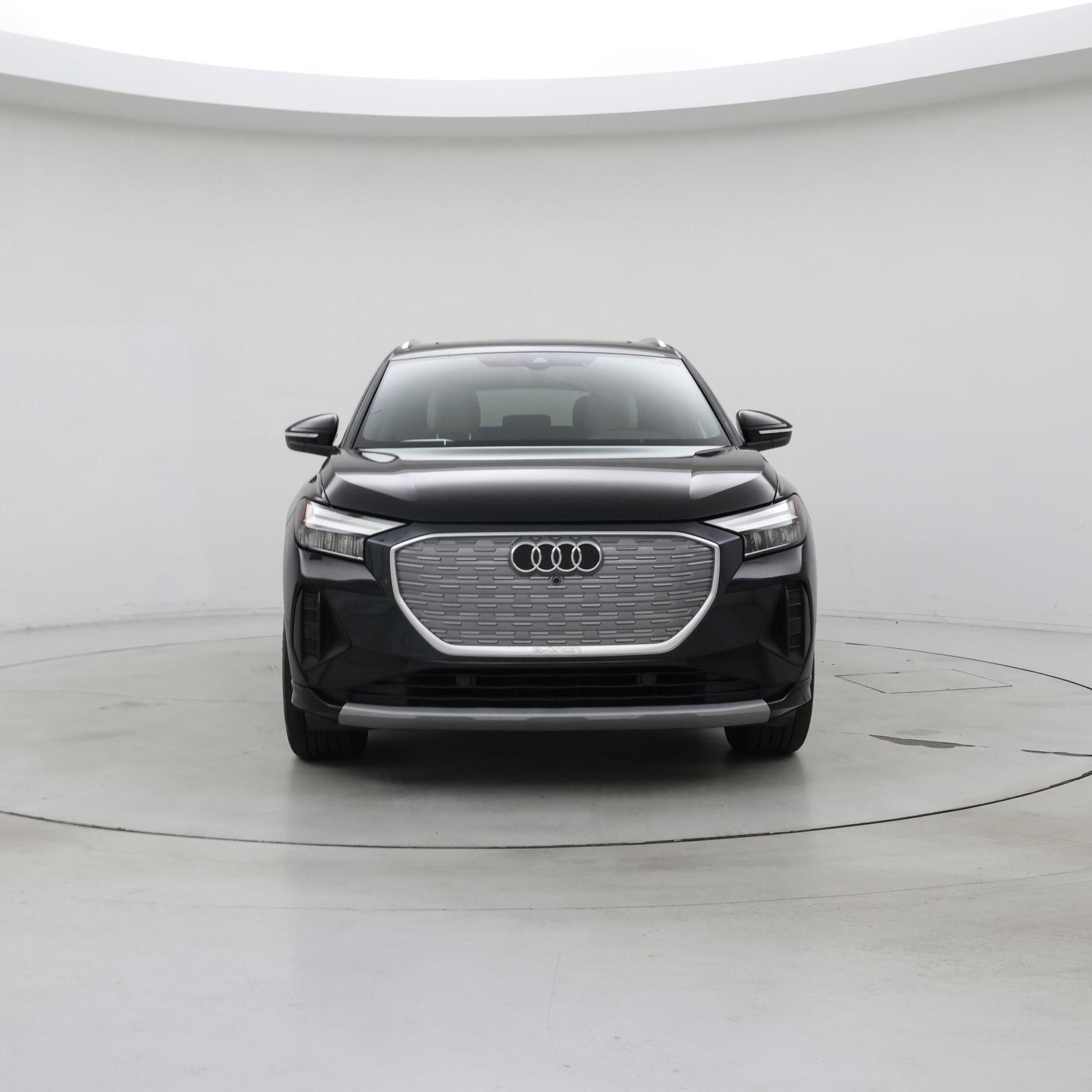 Thumbnail: 2022 Audi Q4 e-tron - 5