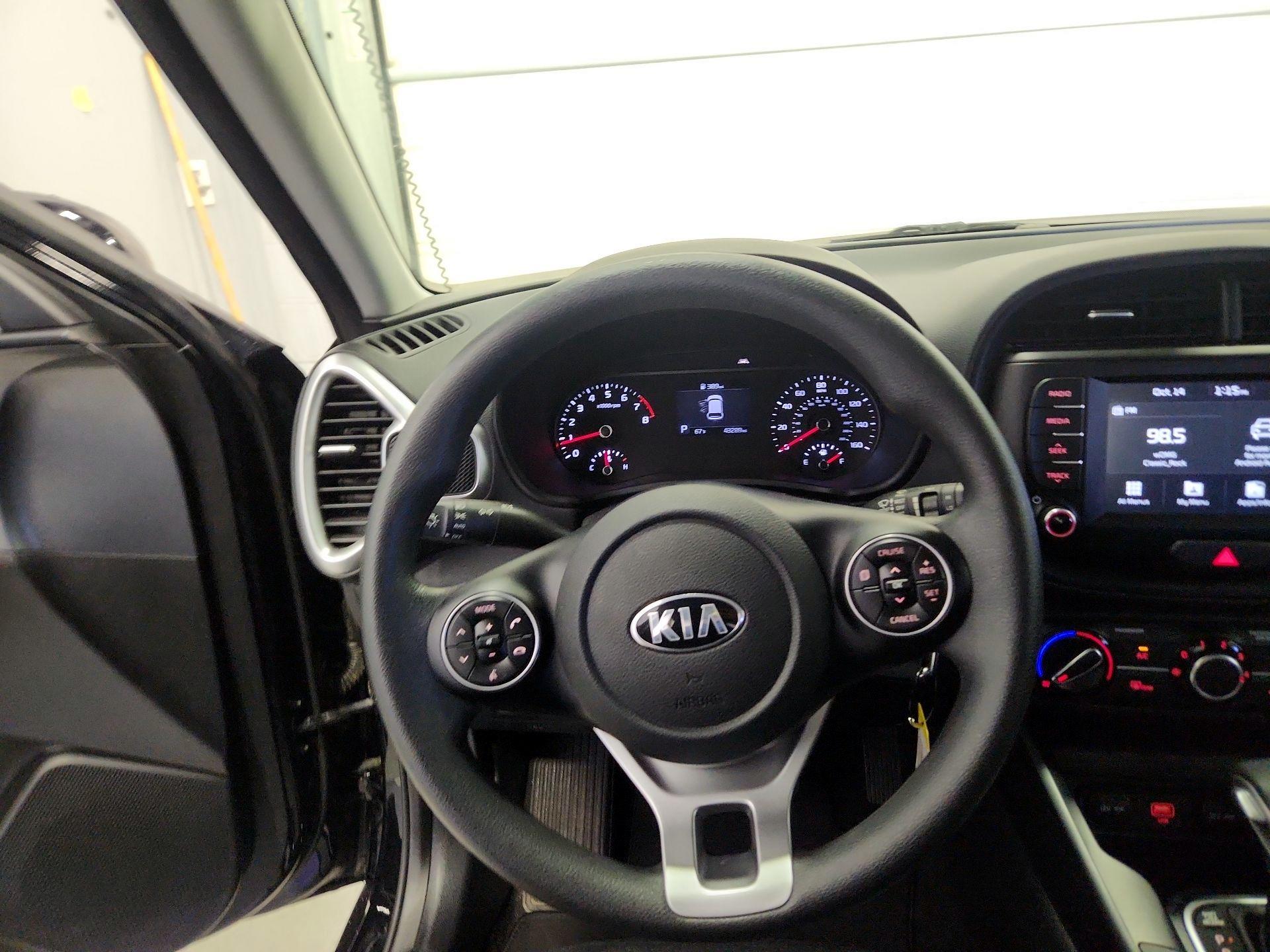 Thumbnail: 2020 Kia Soul - 10