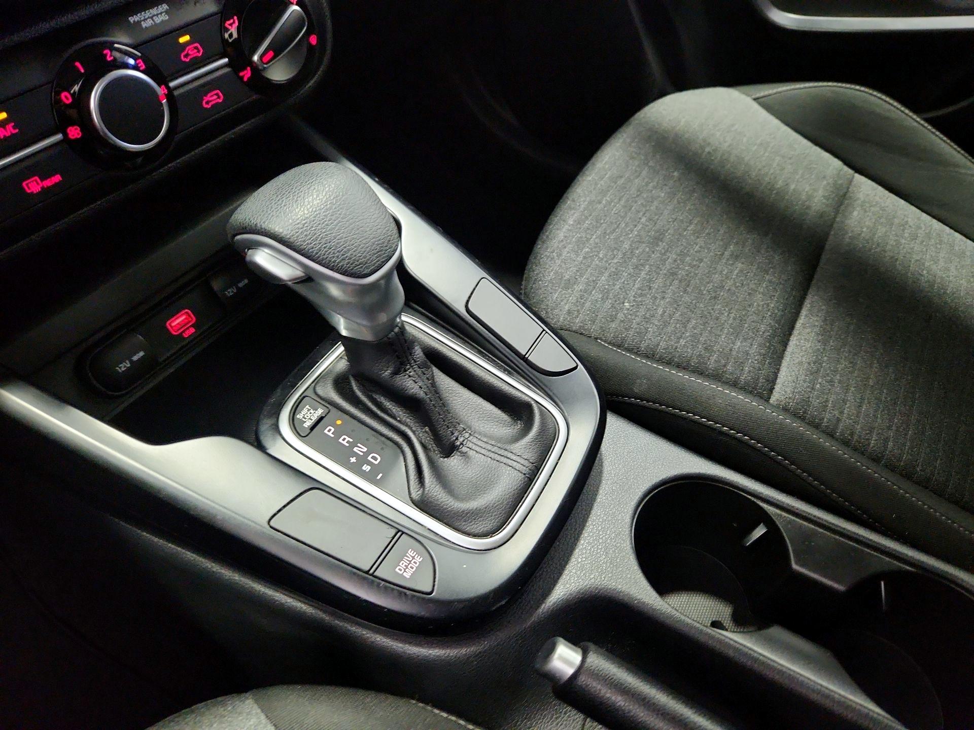 Thumbnail: 2020 Kia Soul - 17