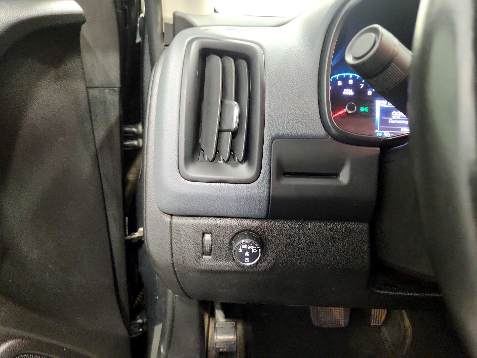 Thumbnail: 2017 Chevrolet Colorado - 13