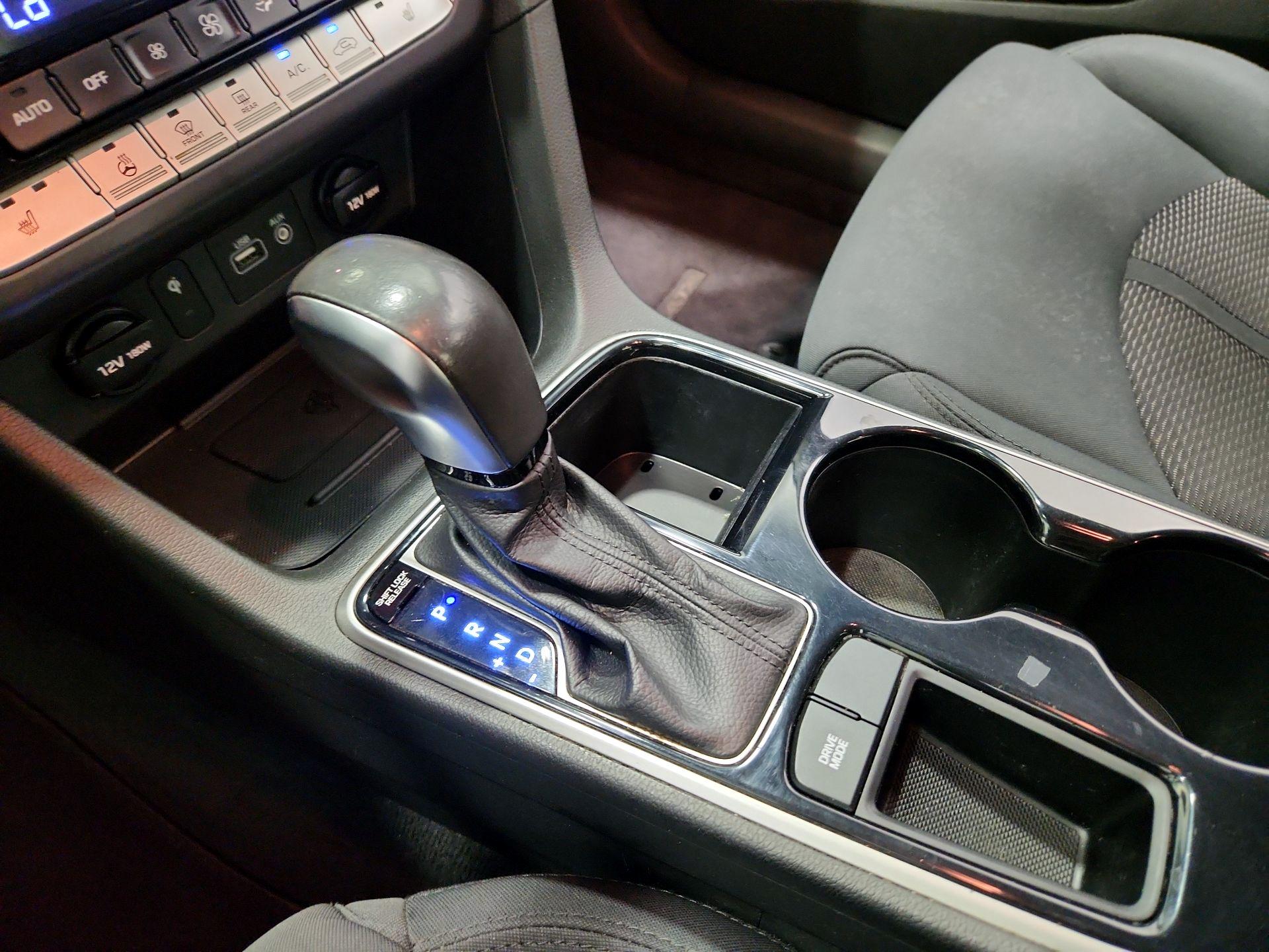 Thumbnail: 2018 Hyundai Sonata - 17