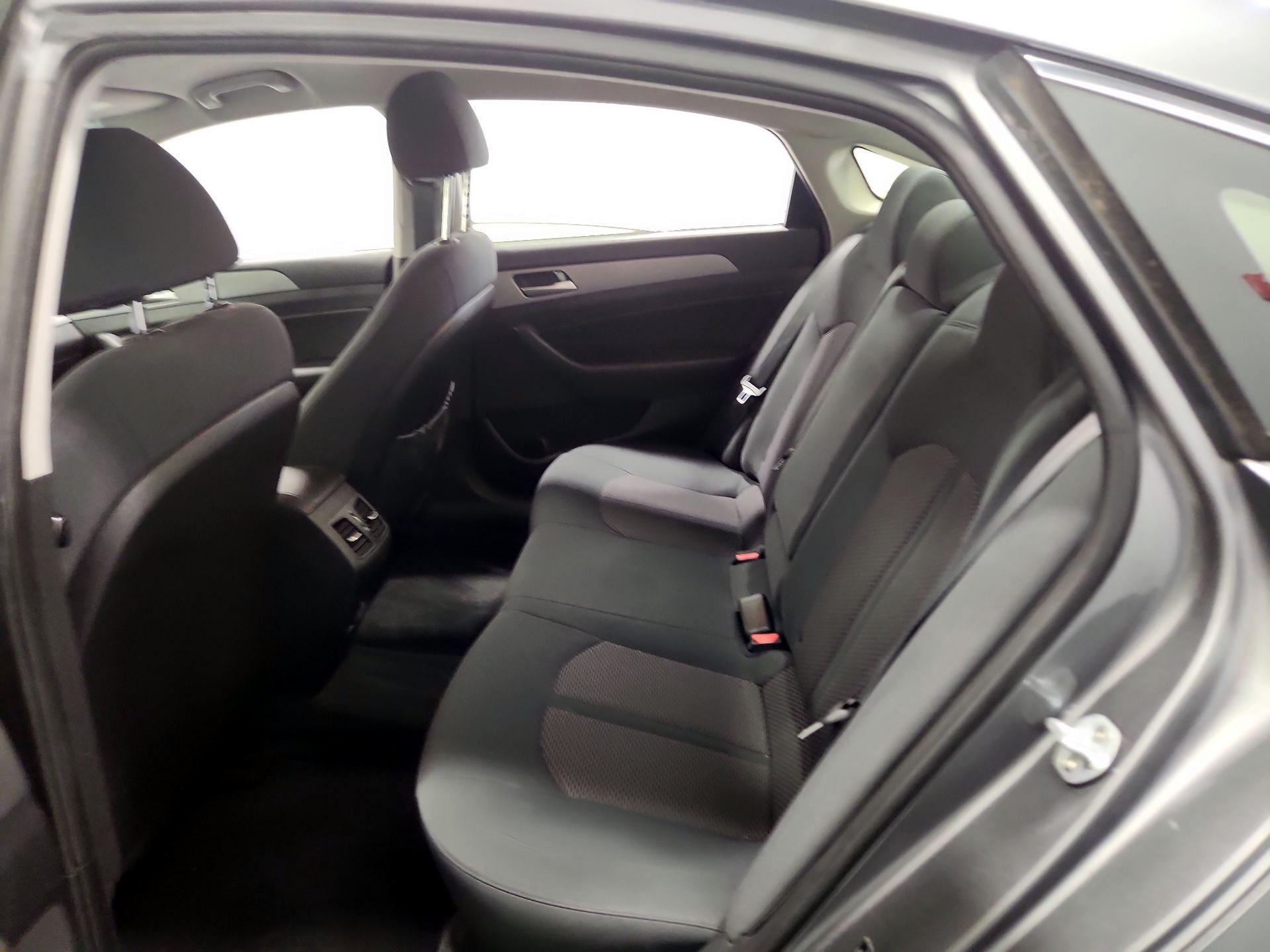 Thumbnail: 2018 Hyundai Sonata - 19