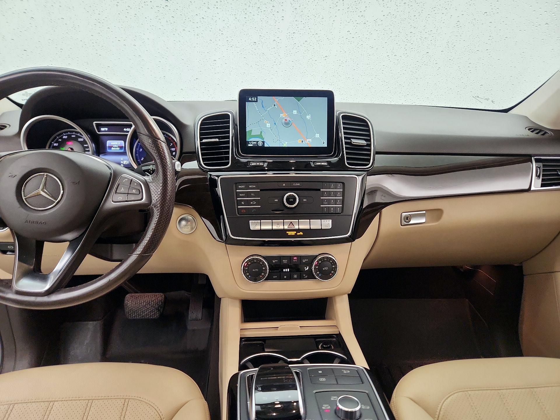 Thumbnail: 2016 Mercedes-Benz GLE - 9