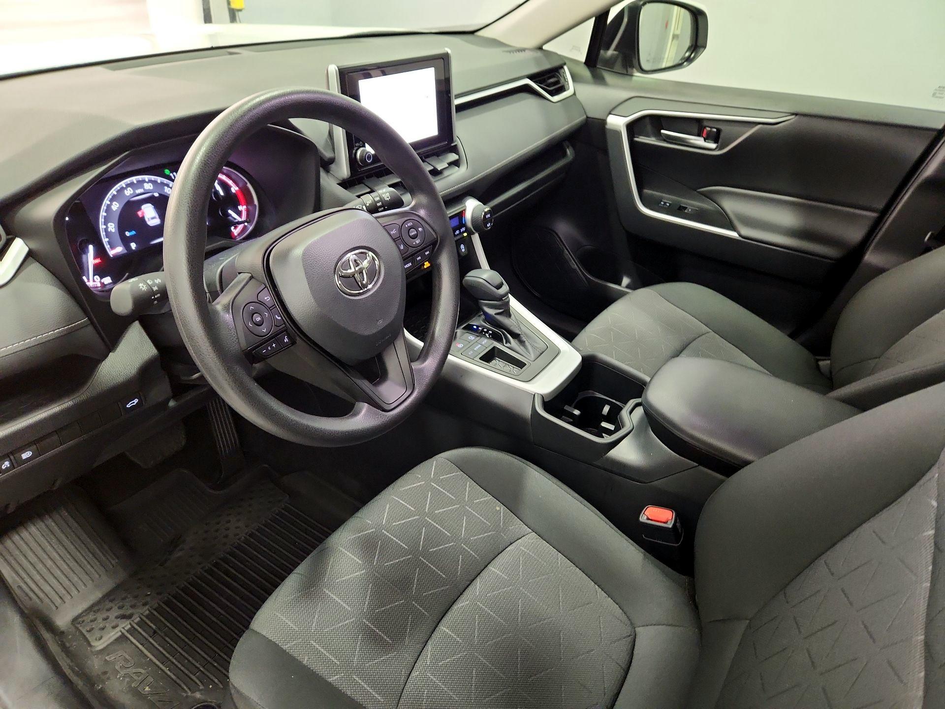 Thumbnail: 2023 Toyota RAV4 - 11