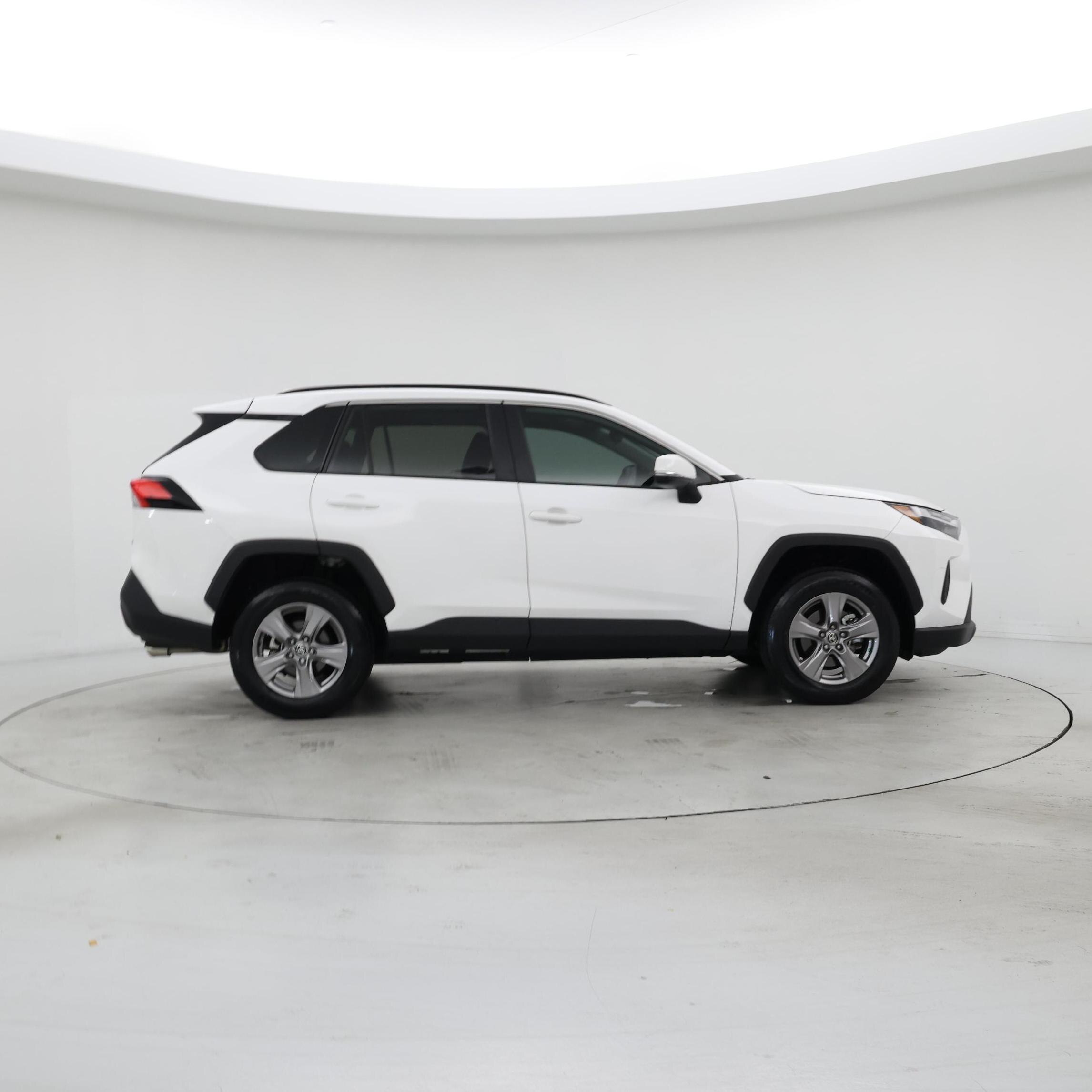 Thumbnail: 2023 Toyota RAV4 - 7