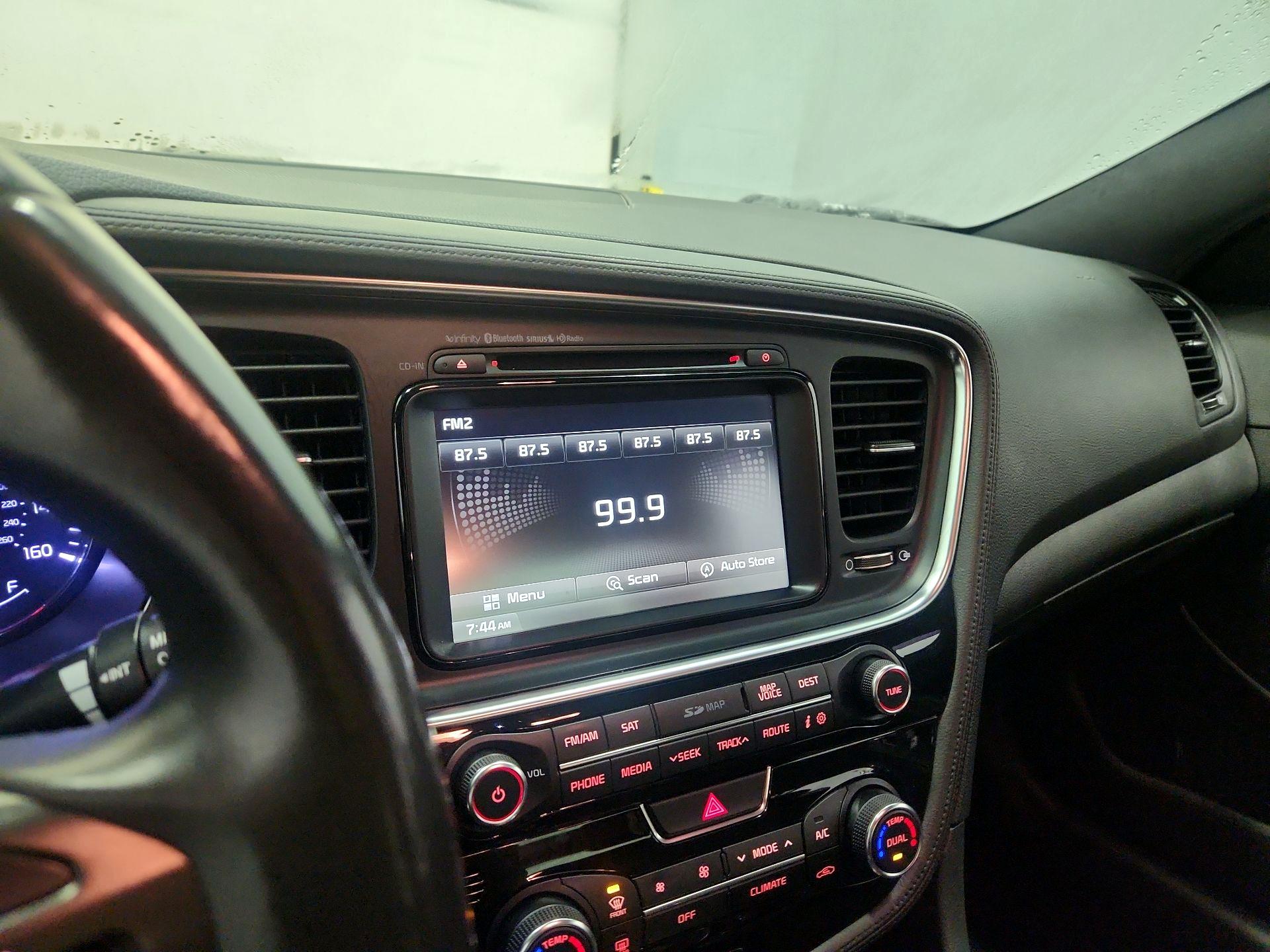 Thumbnail: 2014 Kia Optima - 16