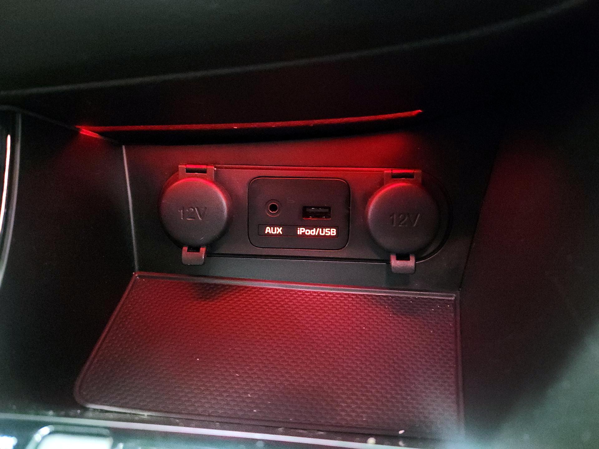 Thumbnail: 2014 Kia Optima - 19