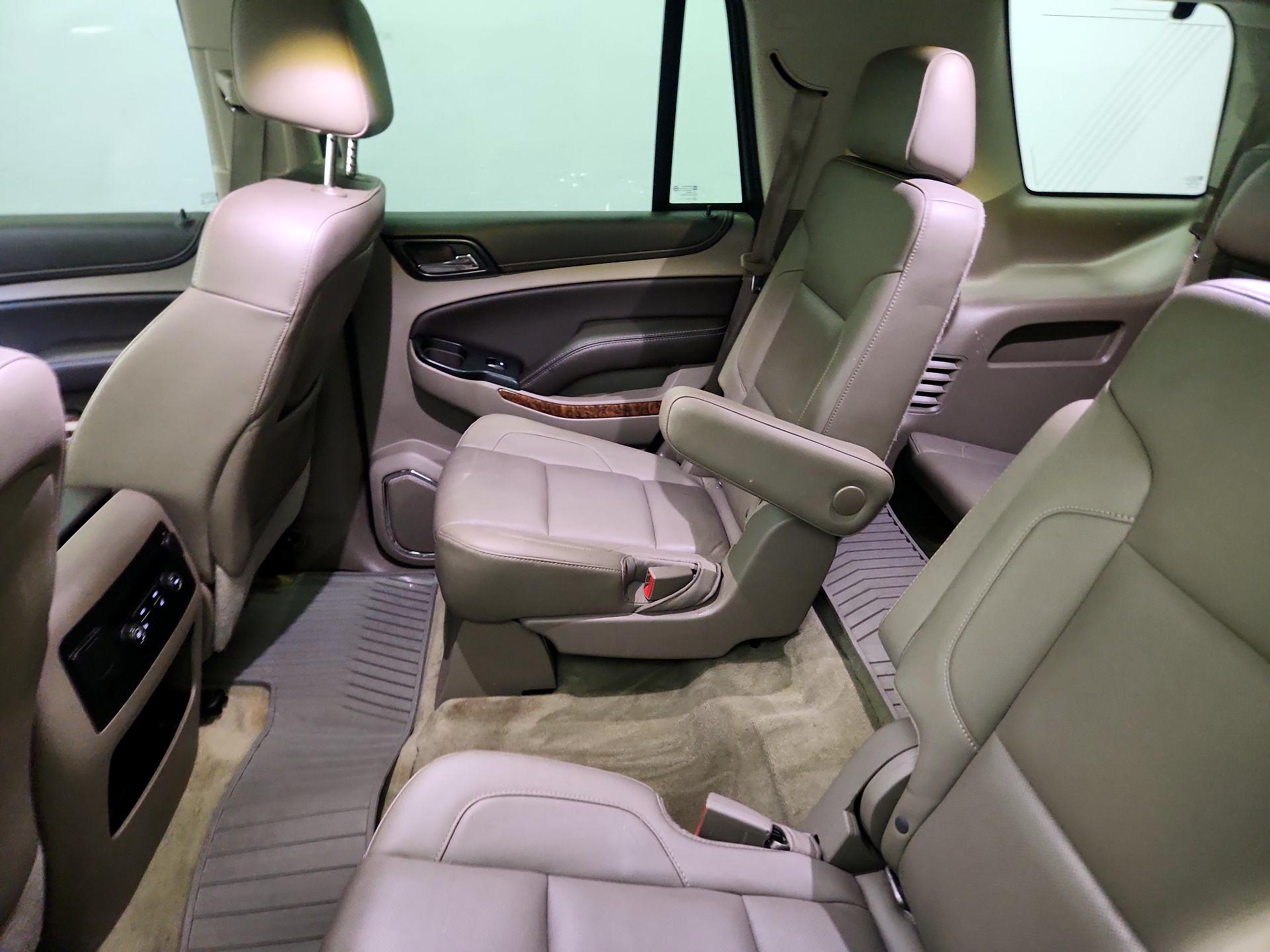 Thumbnail: 2016 Chevrolet Tahoe - 20